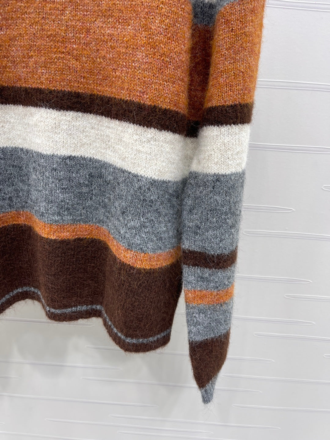 Chanel 2025 Striped Pullover Long-sleeved Sweater Brown Wool Cashmere 319607