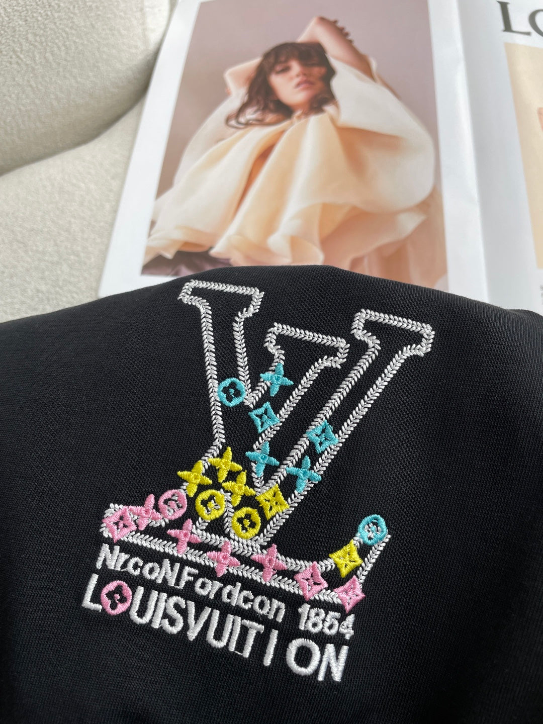 LV 26A Short-Sleeve T-Shirt Oversized Multicolor Cotton 405939