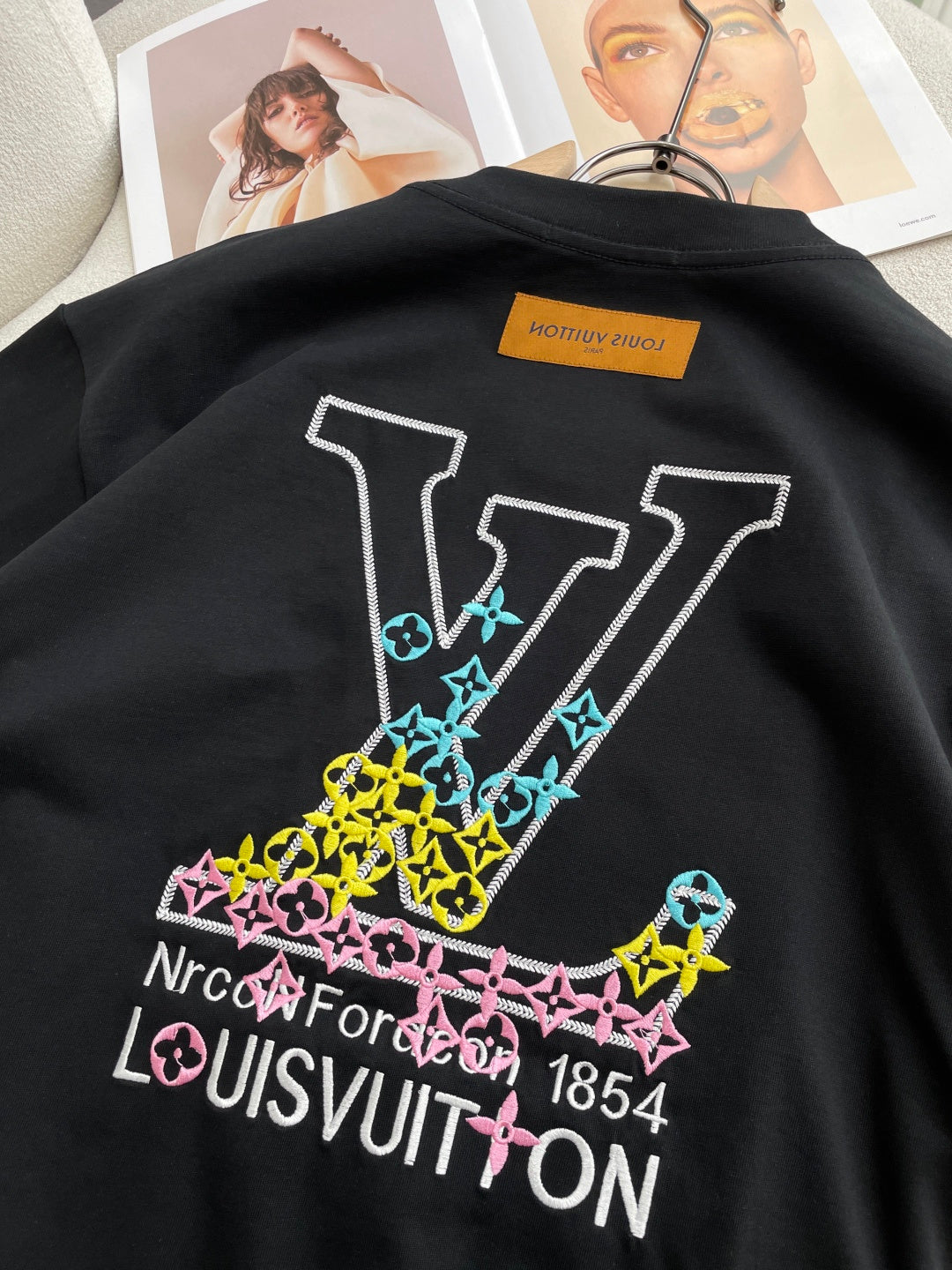 LV 26A Short-Sleeve T-Shirt Oversized Multicolor Cotton 405939