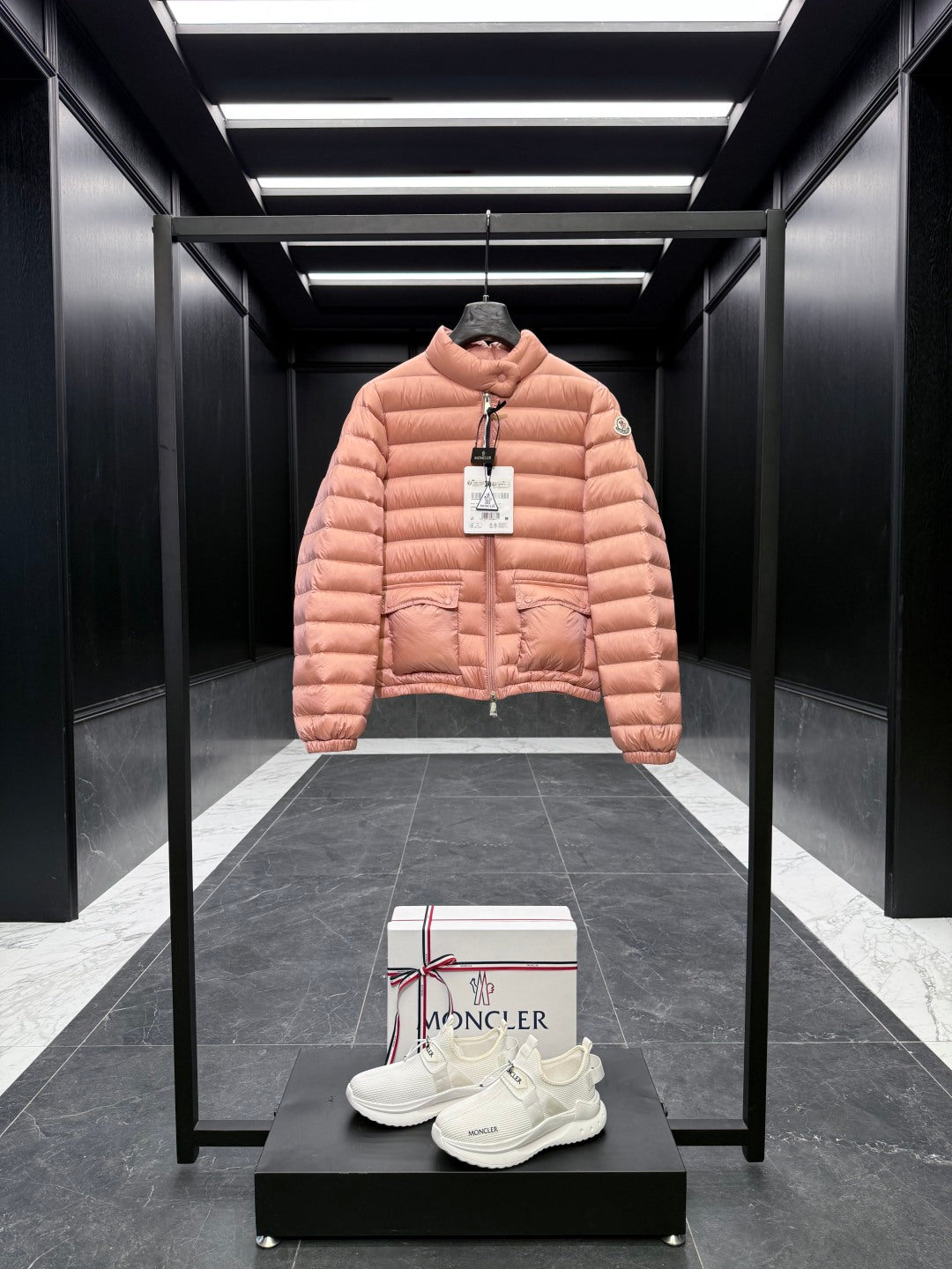 Moncler 25 Down Jacket Polyester 304735