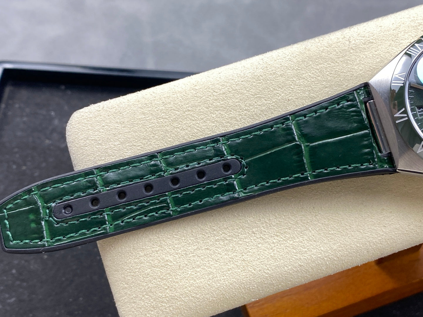 Omega Constellation Co-Axial Master Chronometer 41 mm Green Dial Green Leather Strap