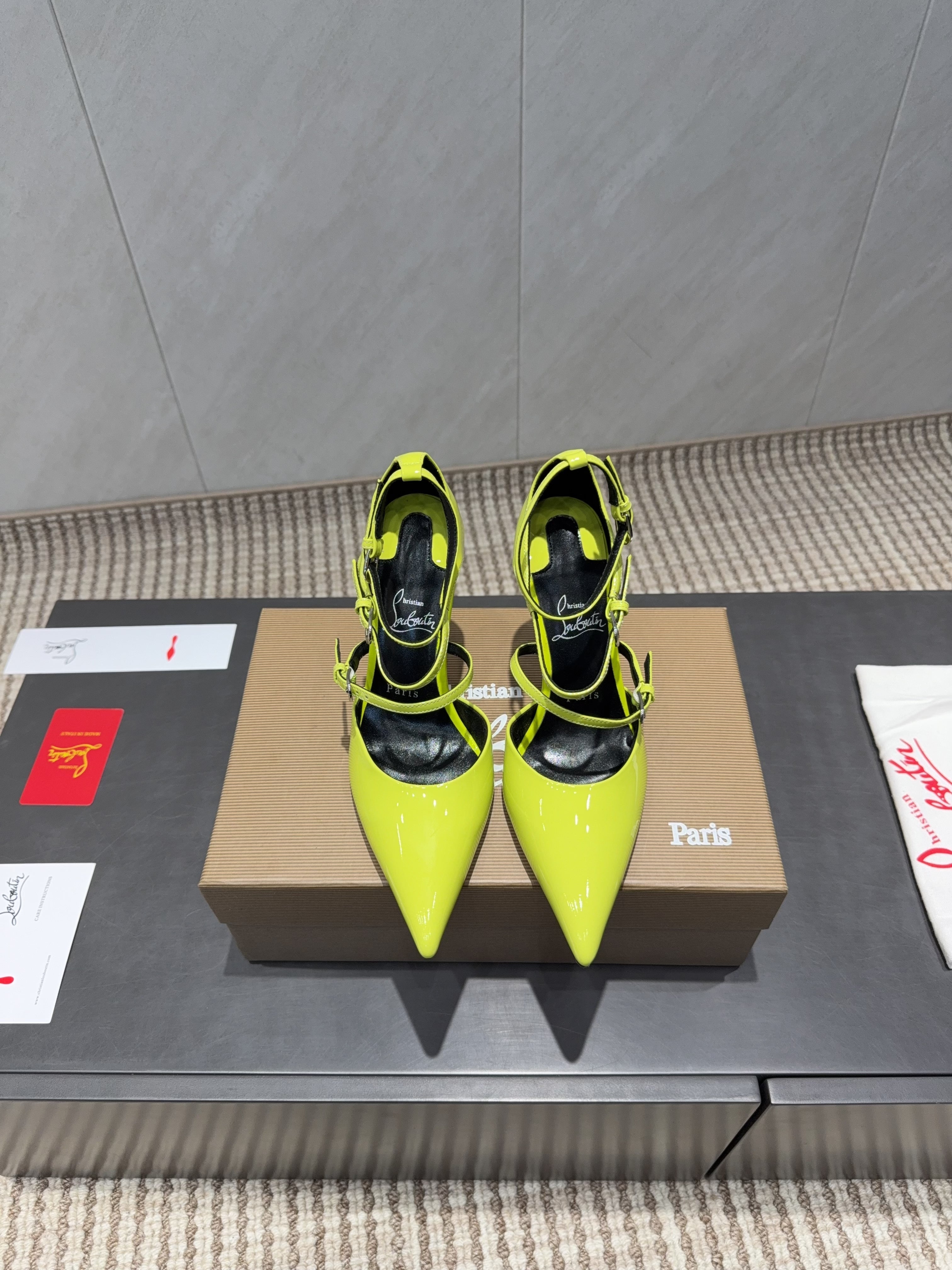 CL 26SS High Heel Pump 100 Neon Yellow Patent Leather 613874
