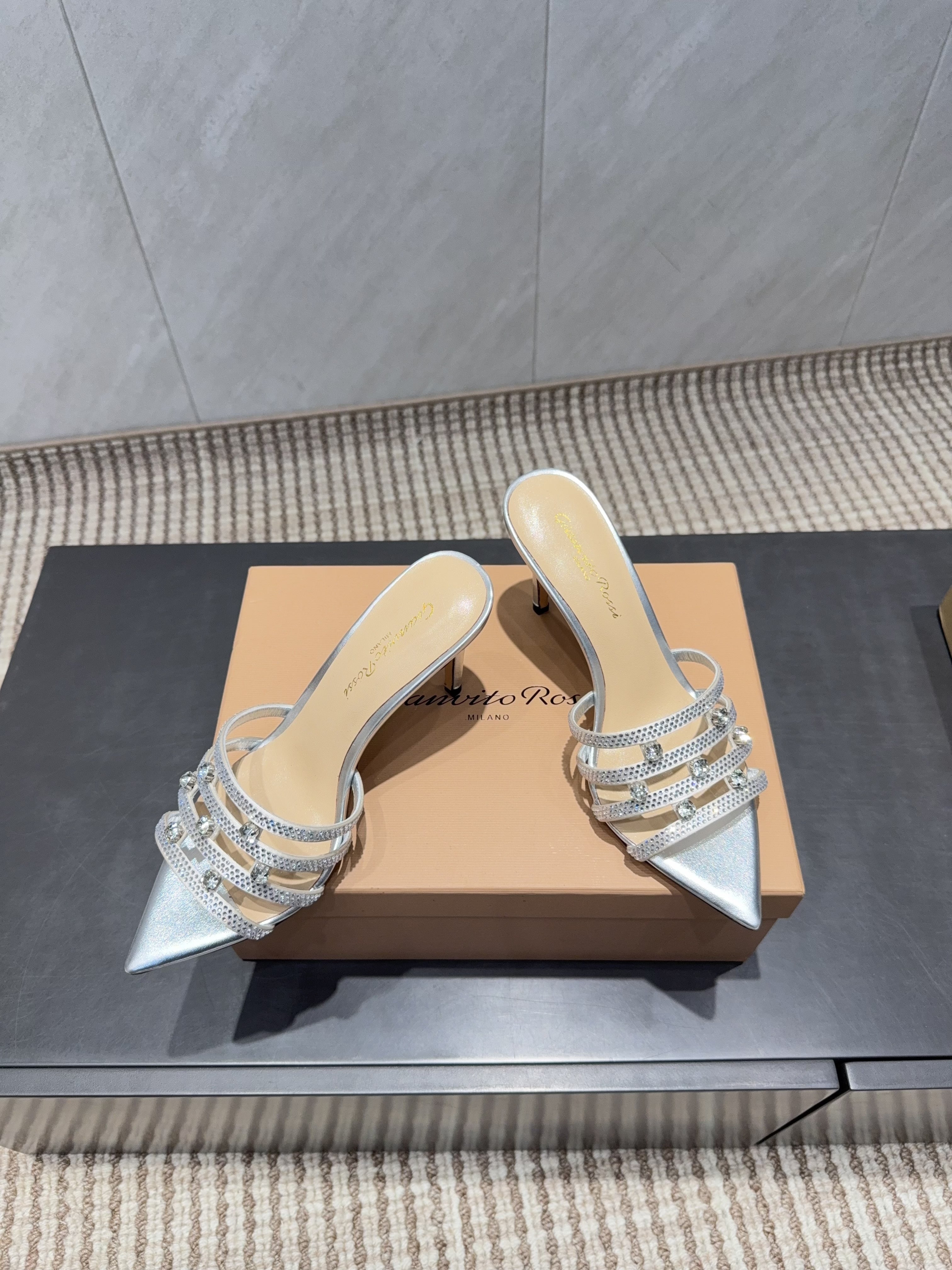 CL 26SS High Heeled Sandals 100 Metallic Silver Beige Sheepskin 613828