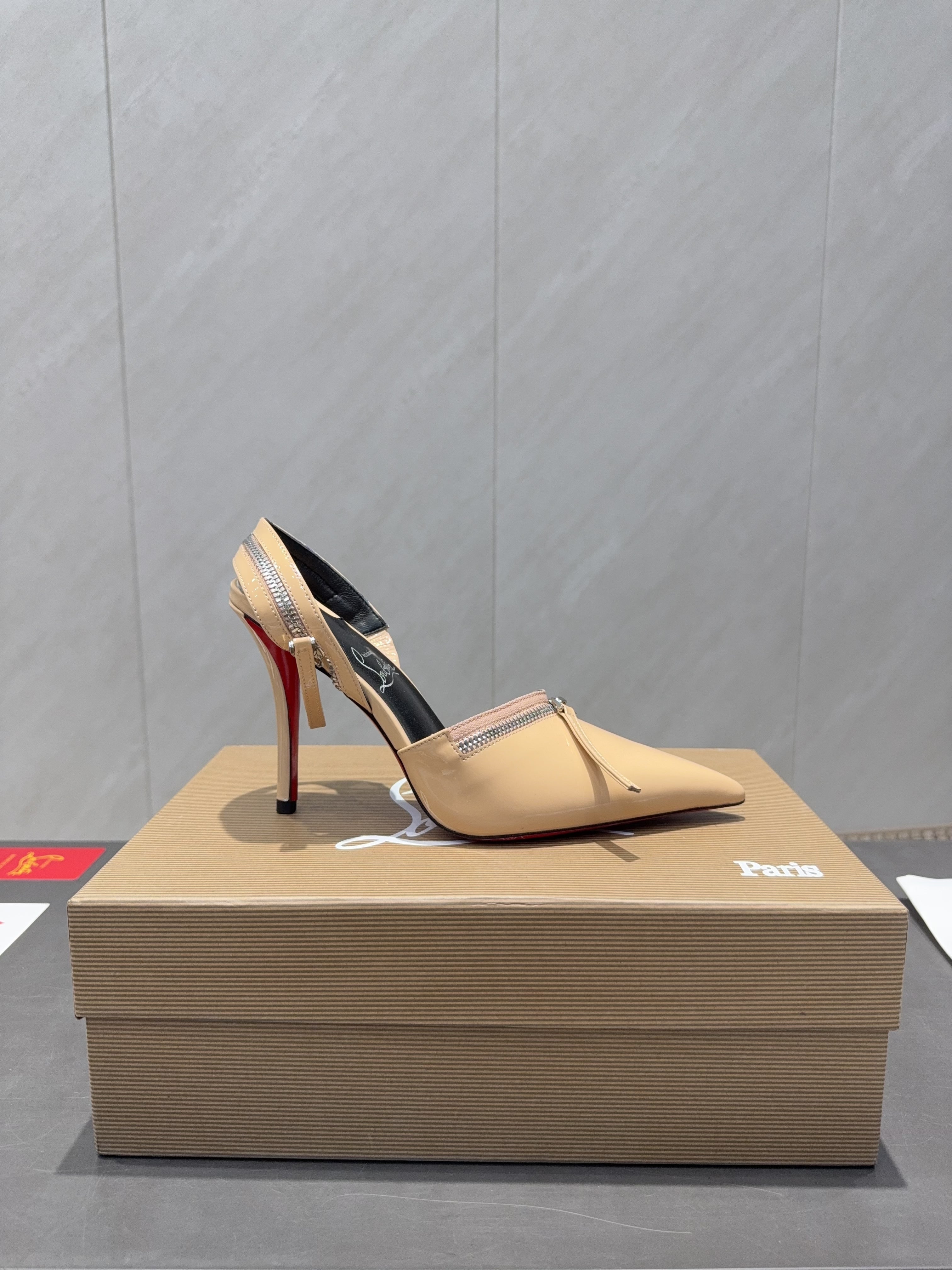 CL 26SS Slingback 100 Beige Patent Leather 613790