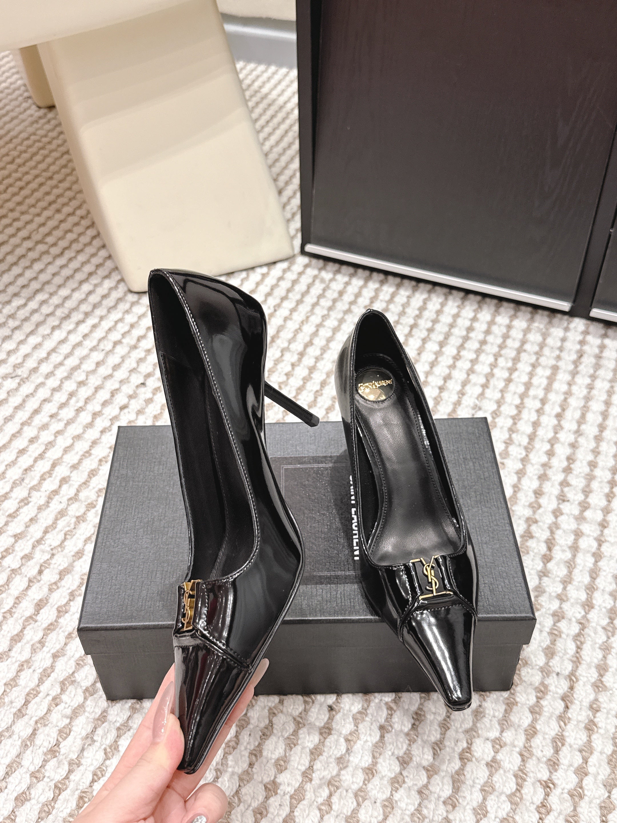 YSL 26ss High Heel Pumps 75 Black Leather 654703