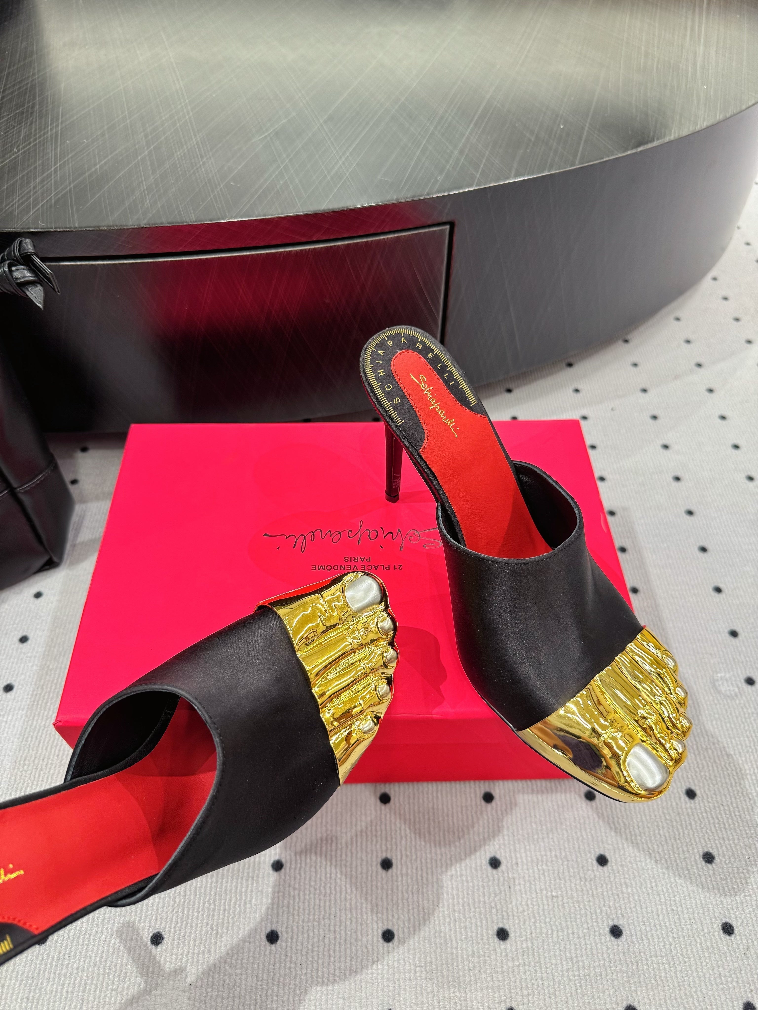 CL 25 Elsa Schiapar Mules Black Gold Silk 321607