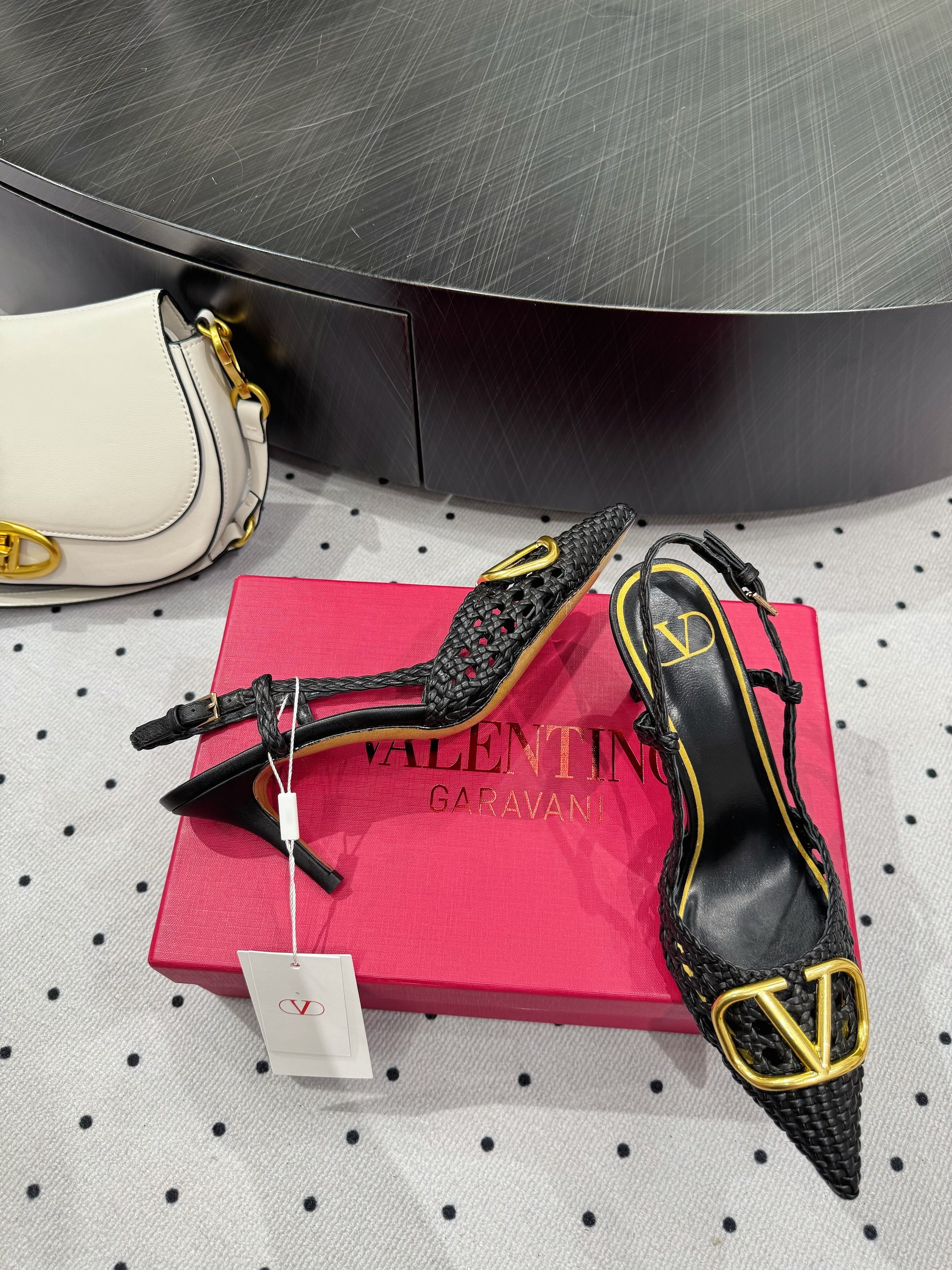 VT 25 Weaving Slingback Black Sheepskin 326699
