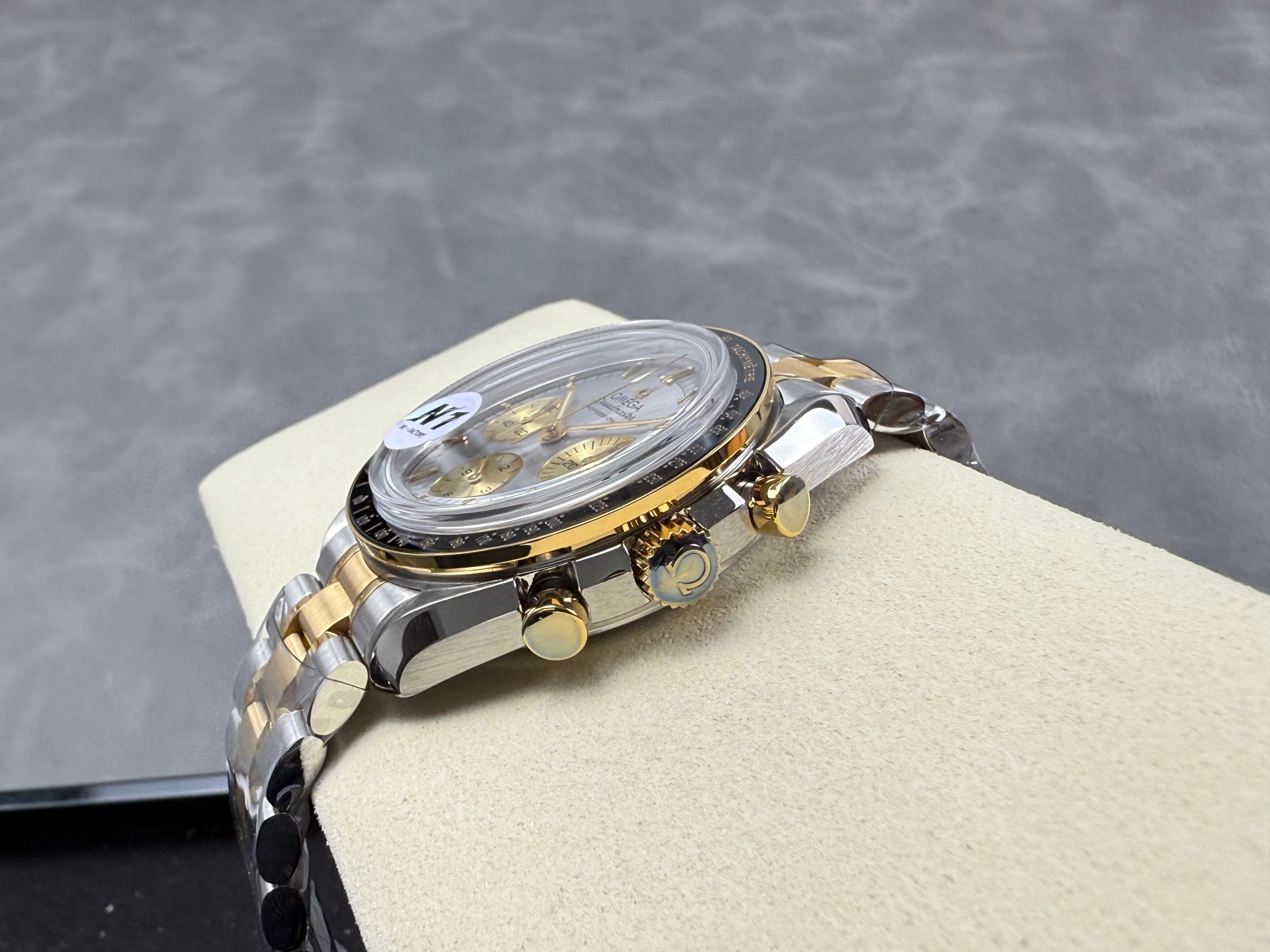 Omega Speedmaster Professional Moonwatch 42mm Gold Steel Strap Silver Dial