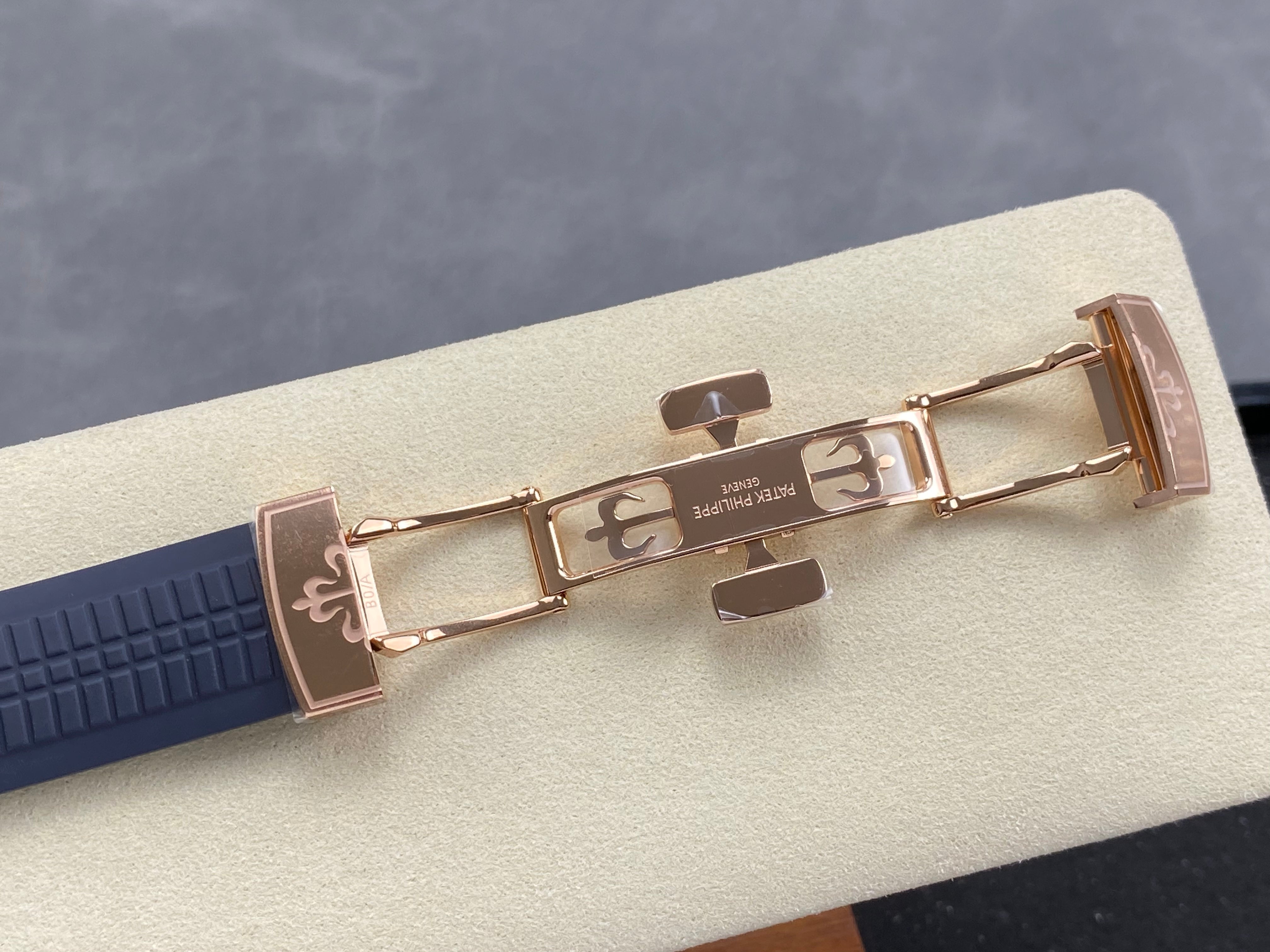 Patek Philippe Aquanaut 40mm Blue Dial Rose Gold Case Blue Rubber Strap