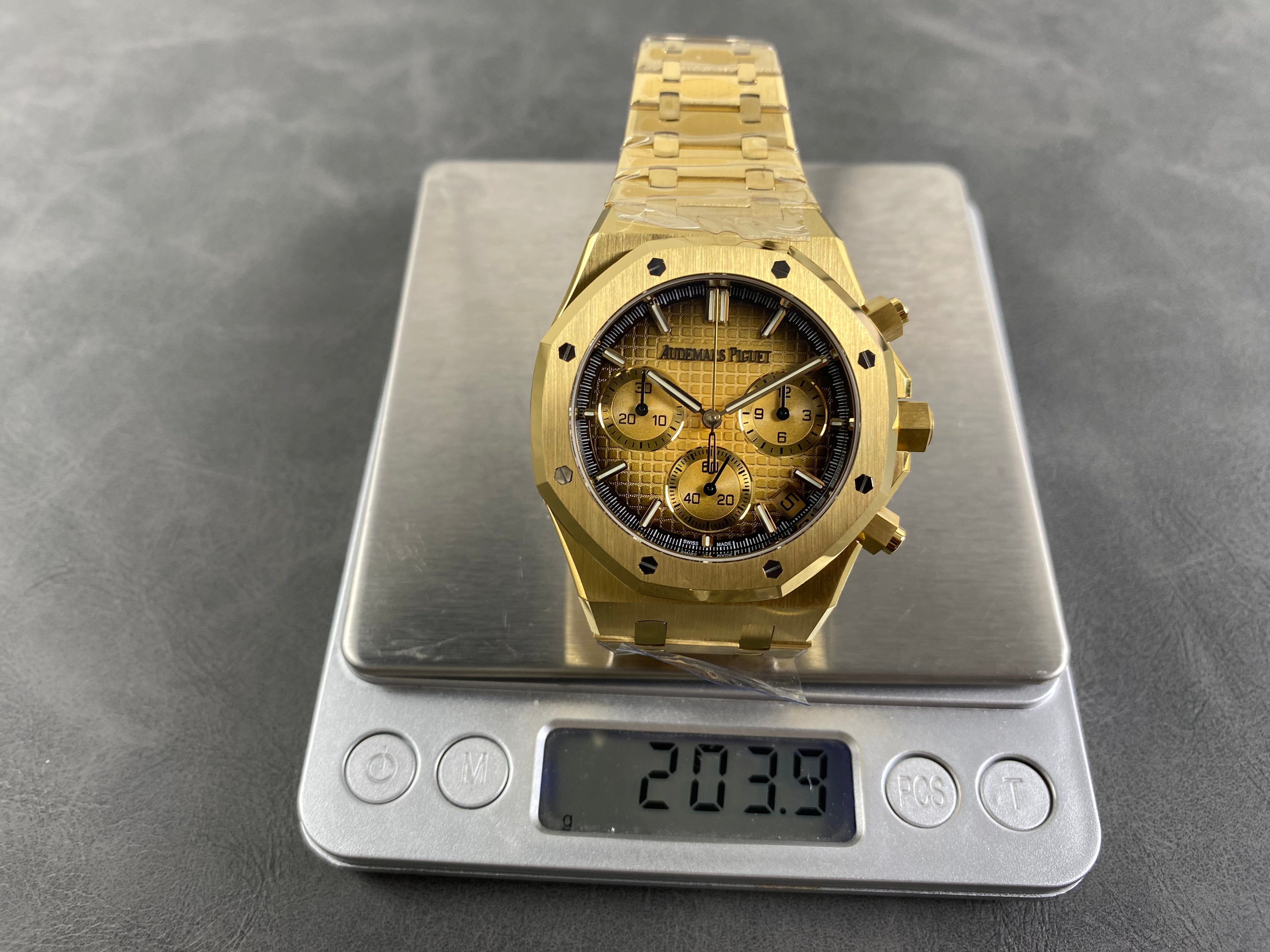 Audemars Piguet Royal Oak Chronograph 41mm Gold Case Gold Black Dial