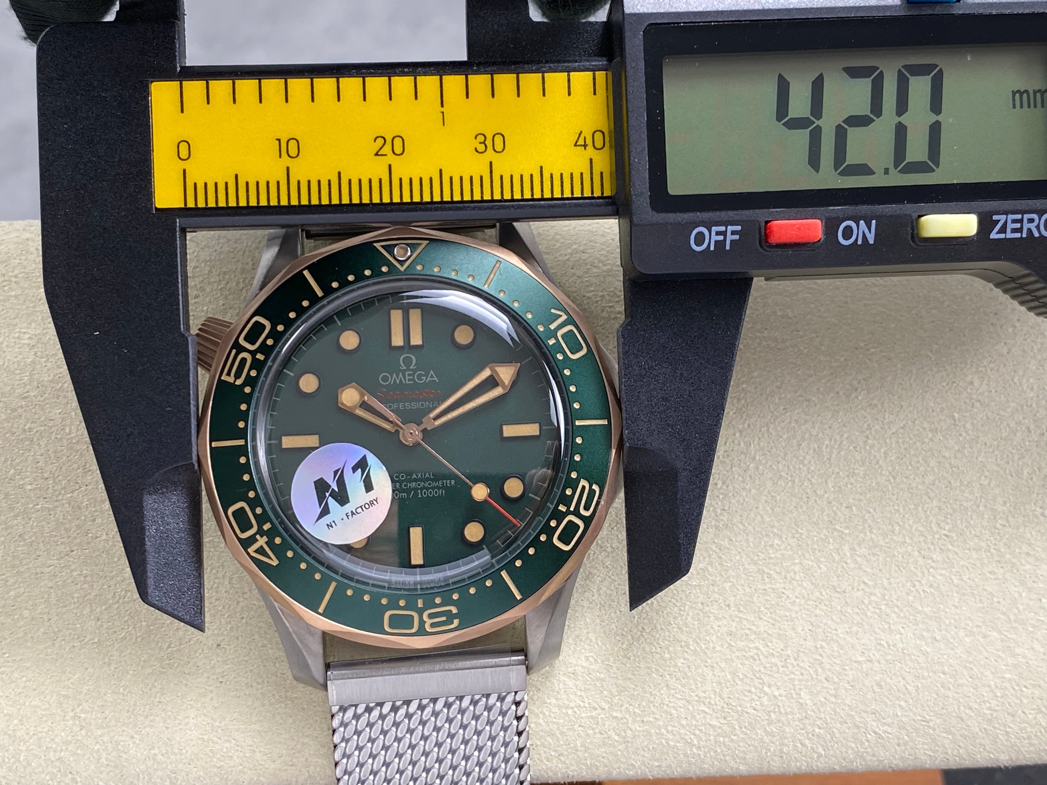 Omega Seamaster Diver 300M 42mm Green Dial Watch