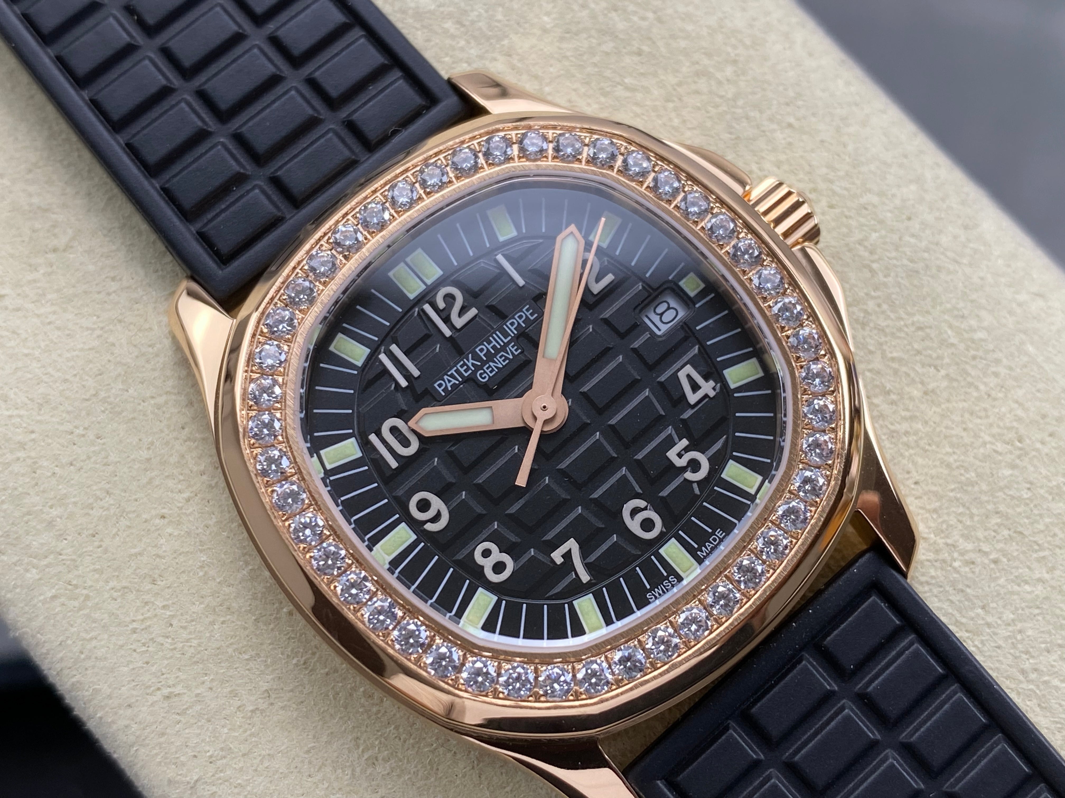 Patek Philippe Aquanaut 35.6mm Diamond Benzel Black Rubber Strap