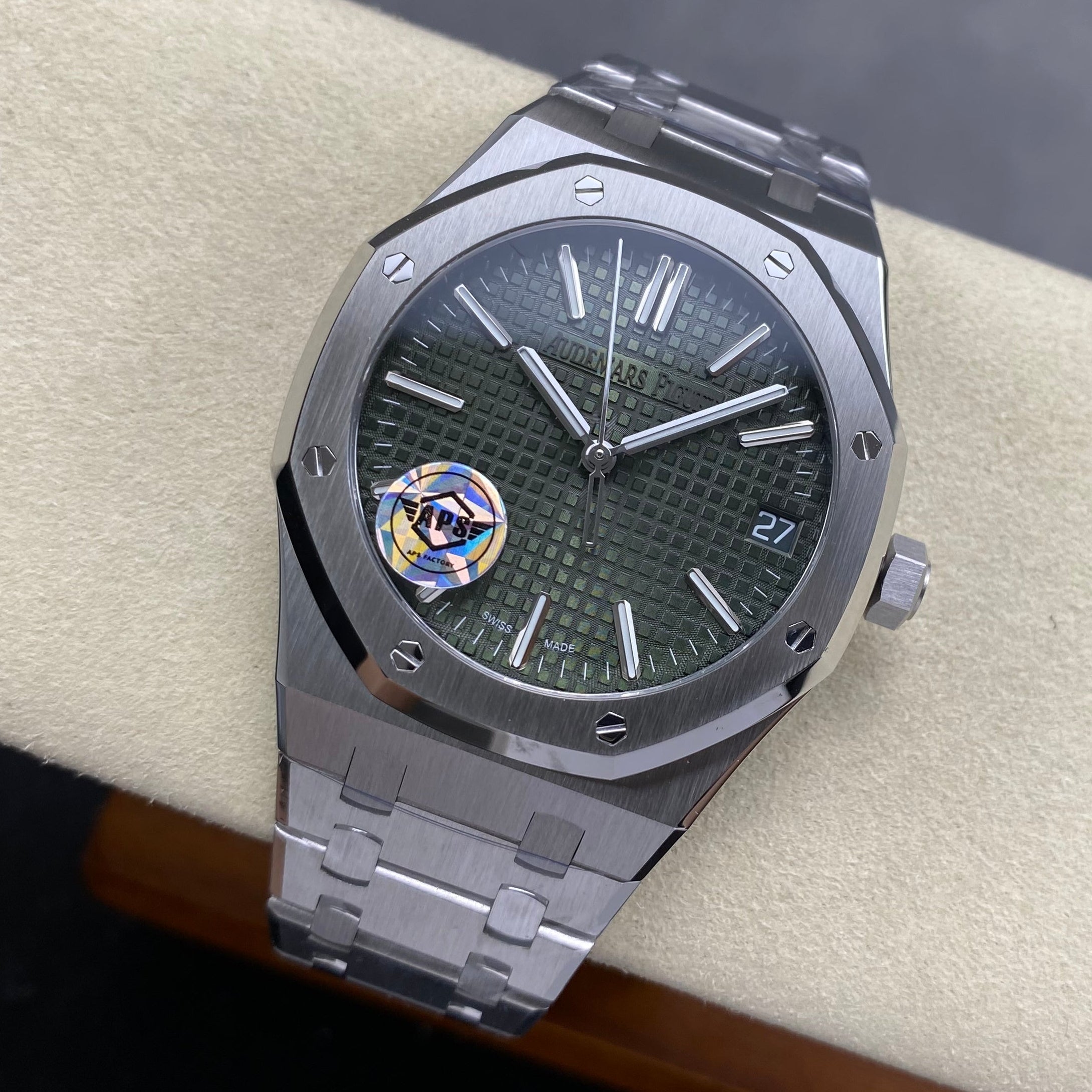 Audemars Piguet Royal Oak Selfwinding 41mm 15510 Khaki Green Dial