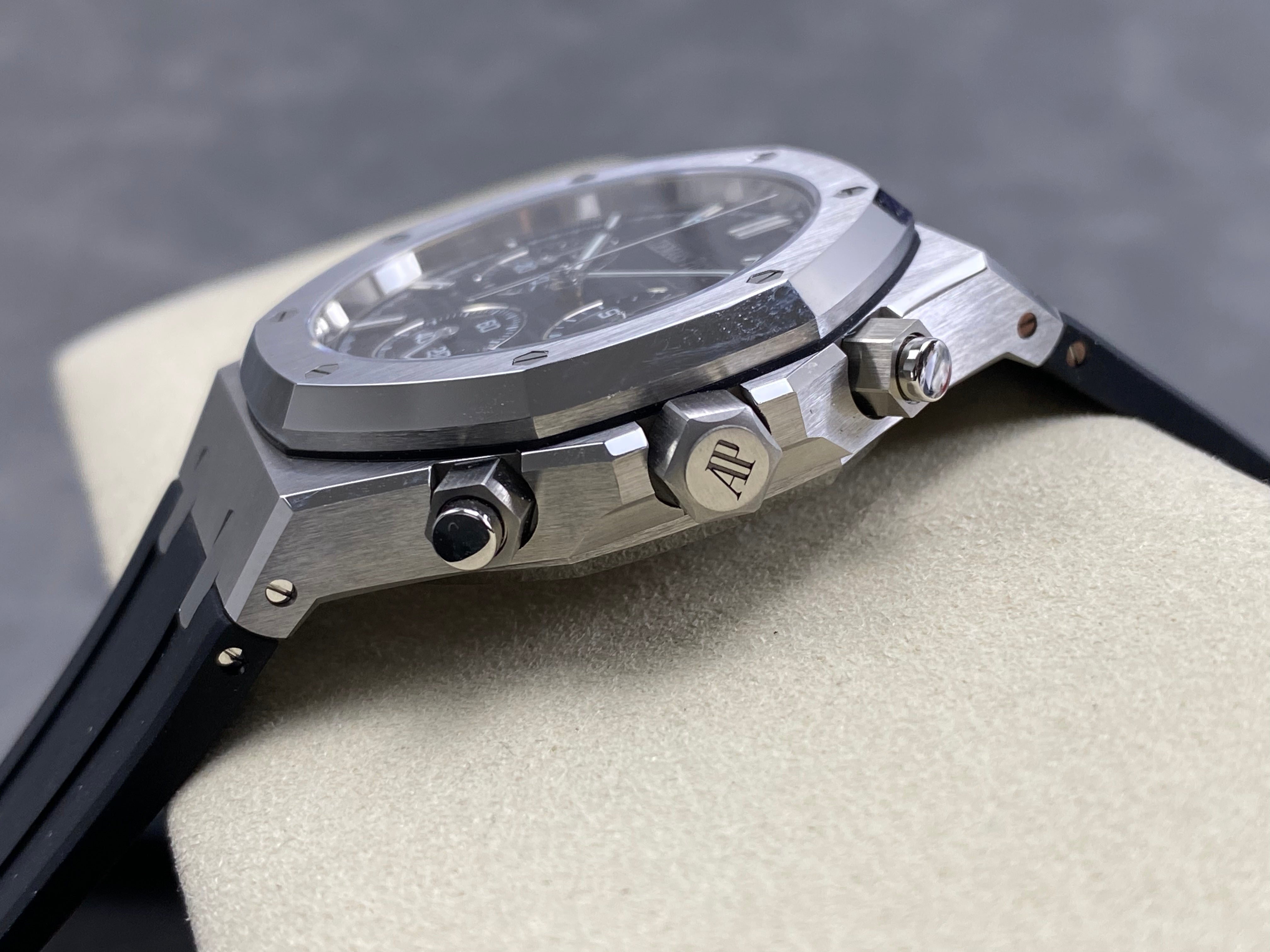 Audemars Piguet Royal Oak Chronograph 41mm Steel Case Black Dial