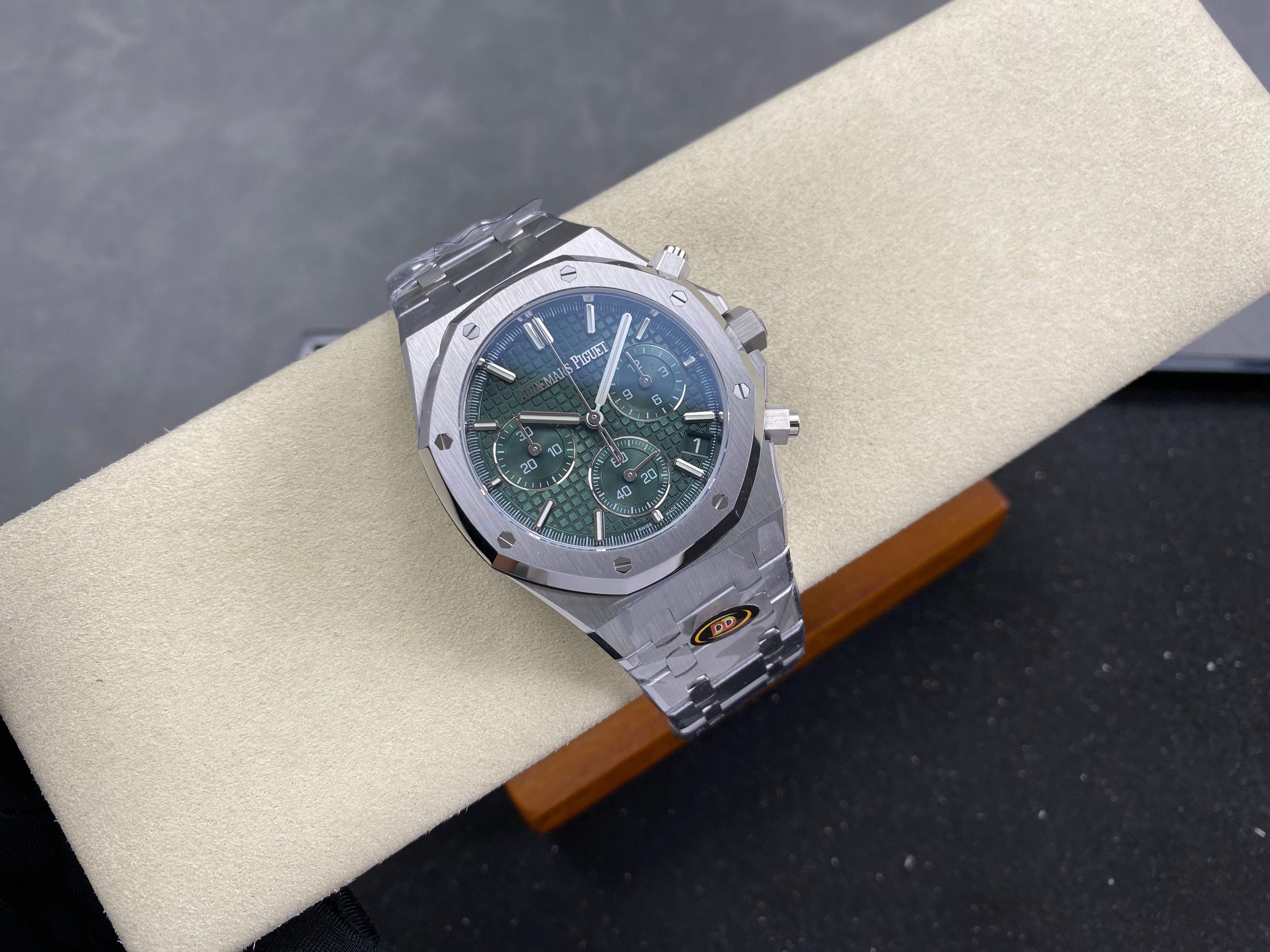 Audemars Piguet Royal Oak Chronograph 41mm Green Dial