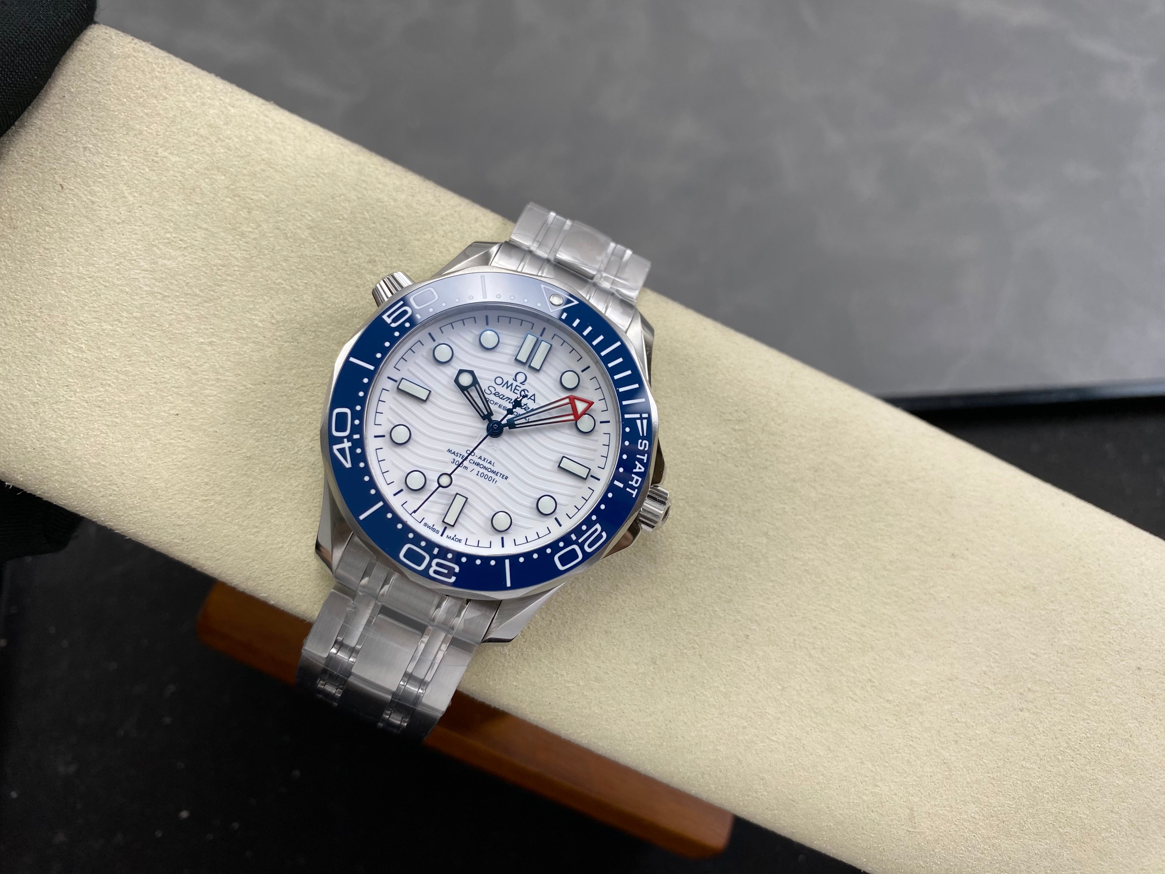 Omega Seamaster 42mm White Dial Blue Bezel Steel