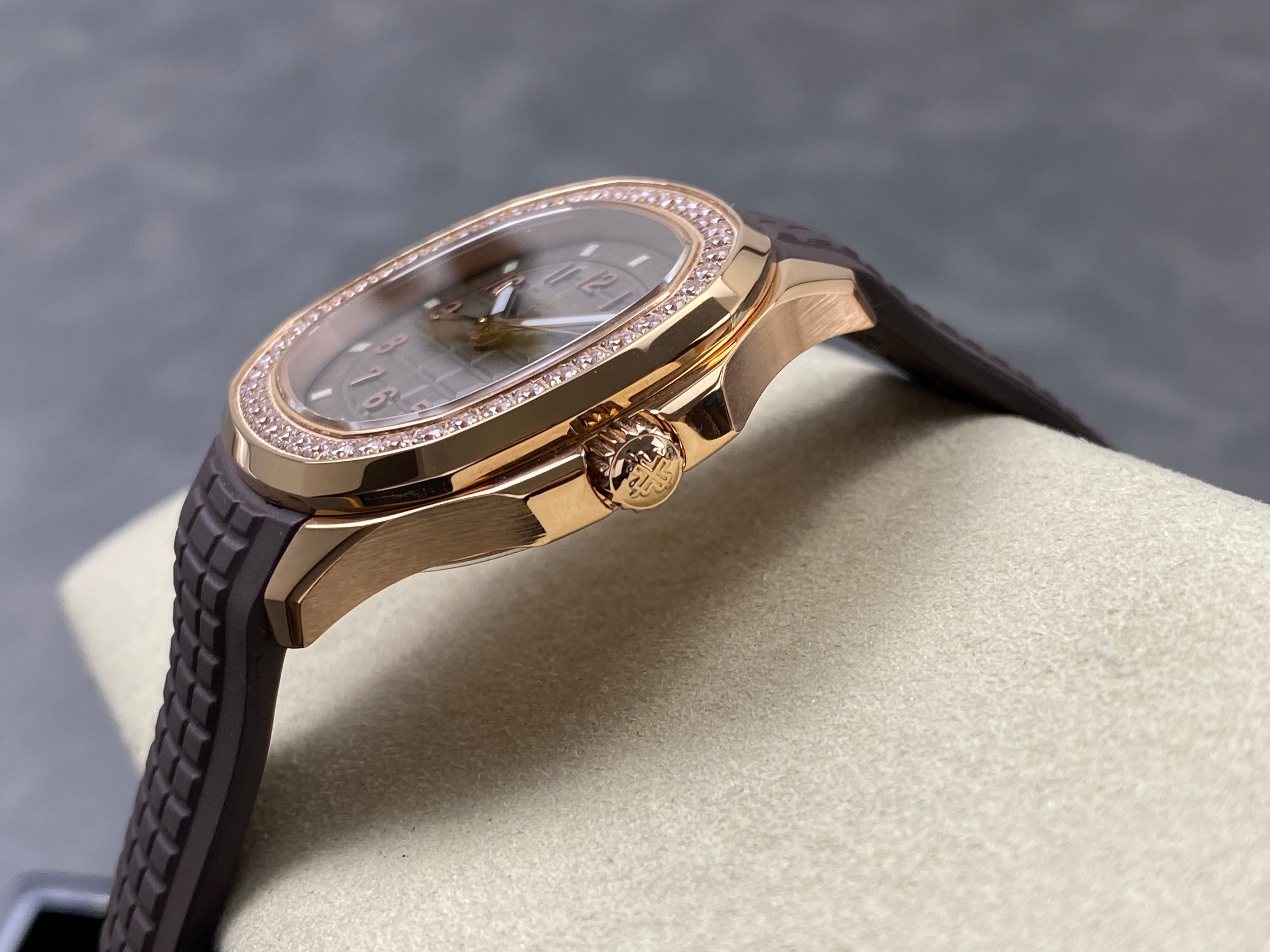 Patek Philippe Aquanaut 38.8mm Rose Gold Case Brown Rubber Strap