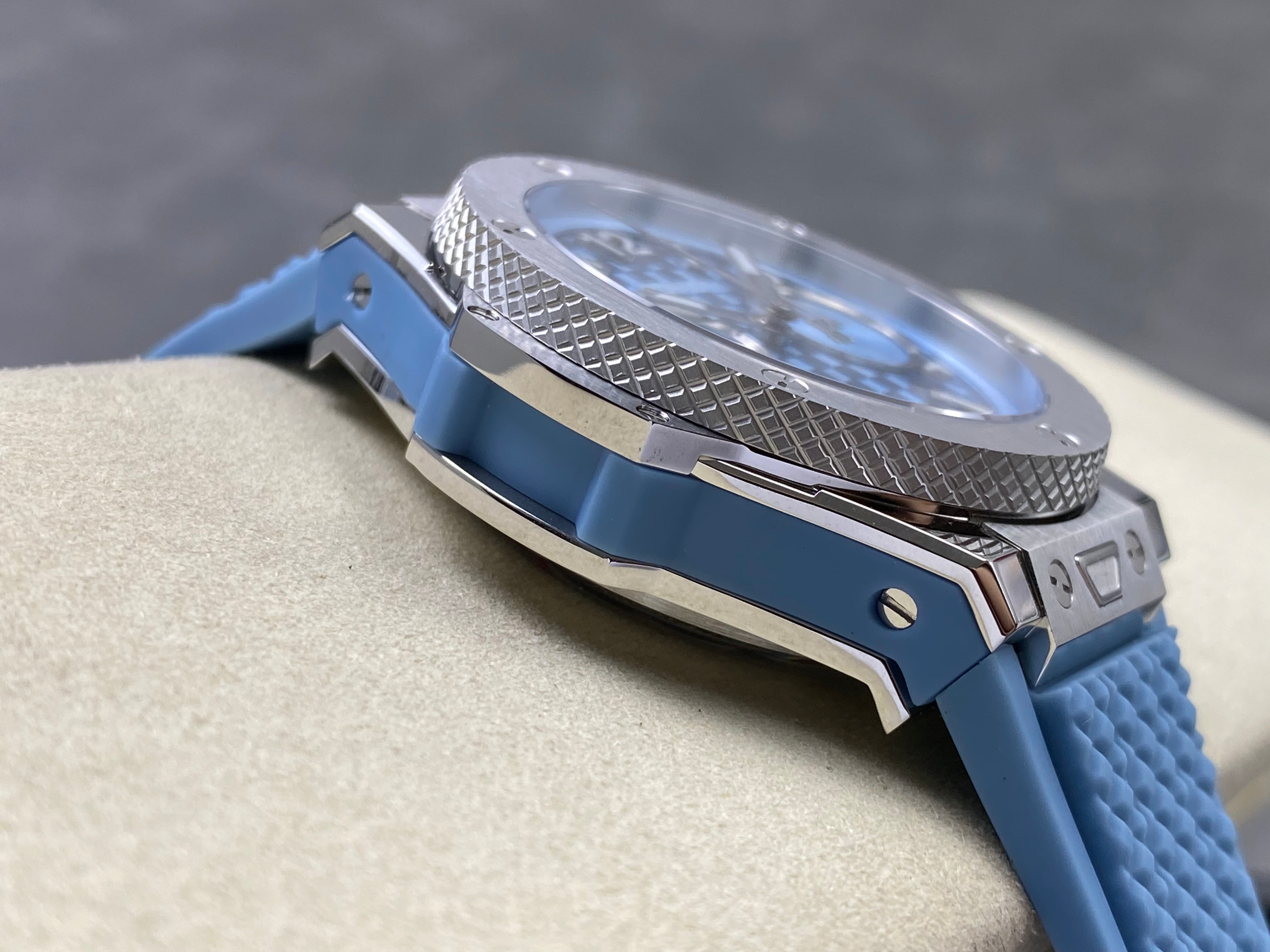 Hublot Big Bang Unico Original Unico Titanium Coal Blue 43mm Watch