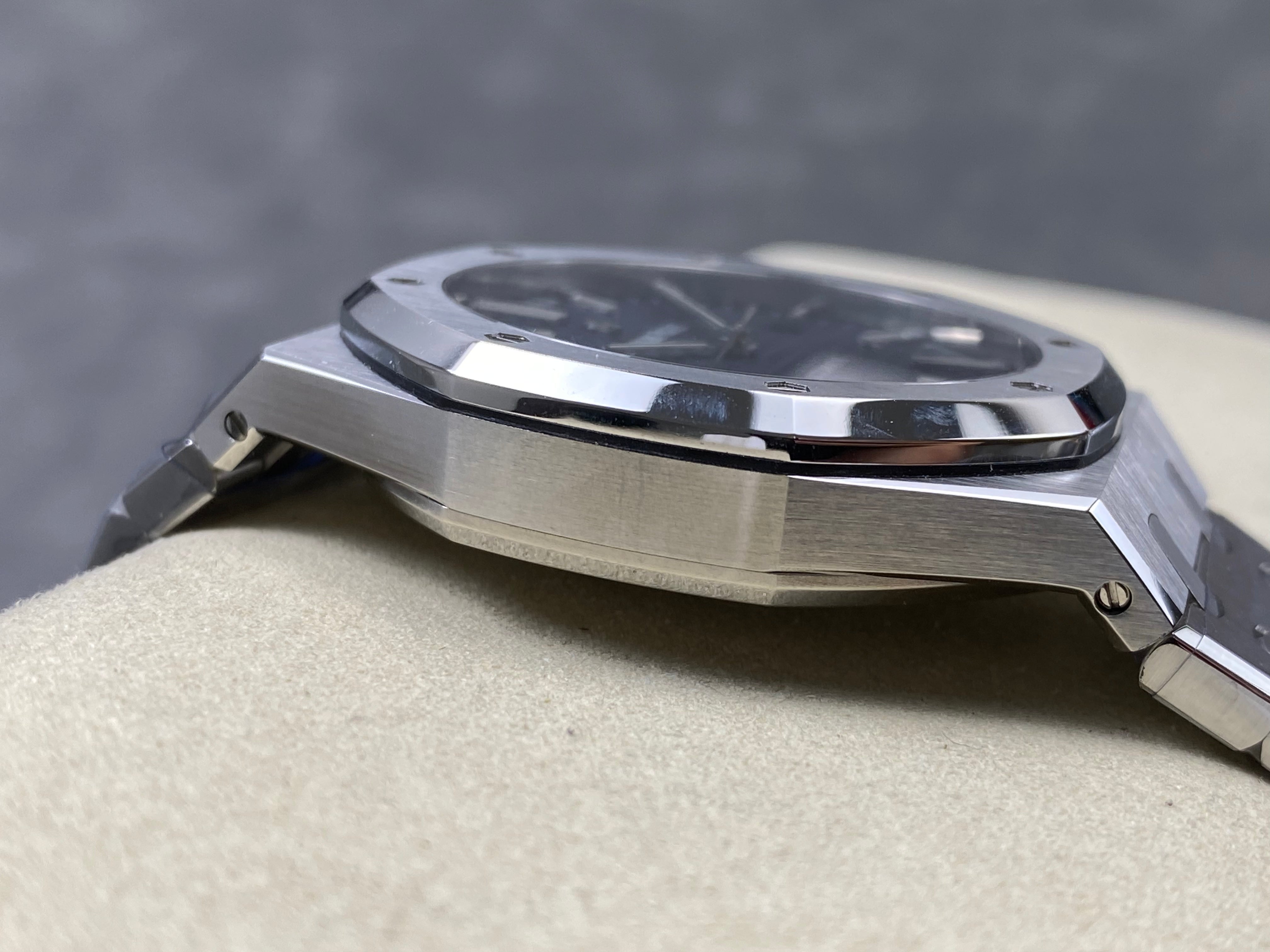 Audemars Piguet Royal Oak Selfwinding 41mm 15400OR Blue Dial