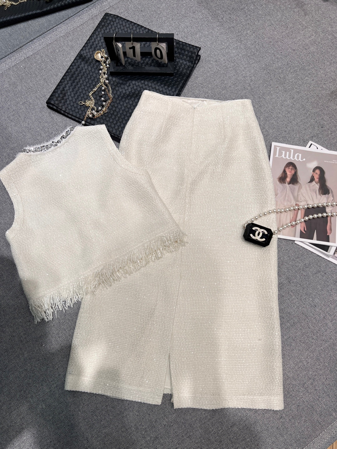 Chanel 2026 Sequined Suit Cream Wool Acrylic 210592