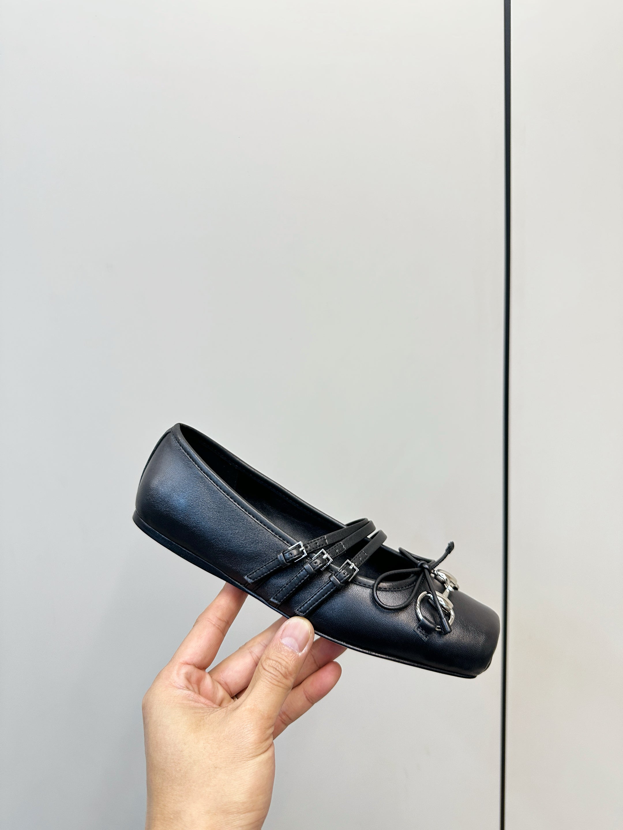 GG 26SS Ballet Flats Black Sheepskin 645707