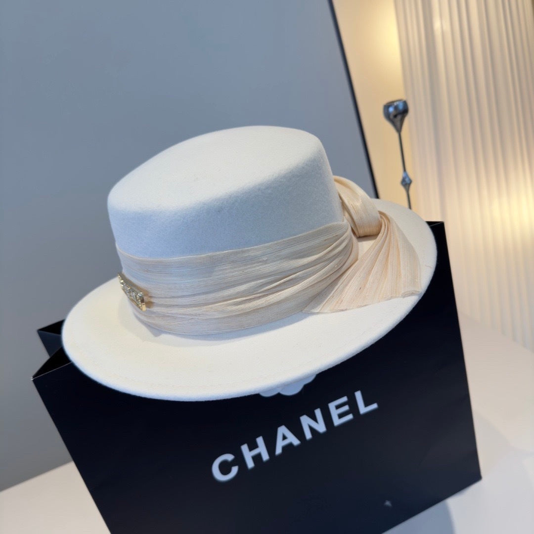 Chanel Cashmere Flat Top 425545