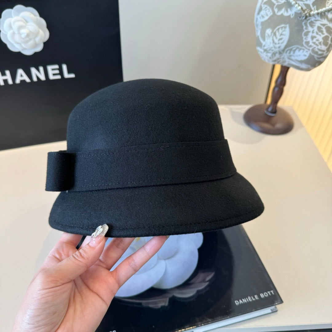 Chanel Bow Cashmere Bucket Hat 425553