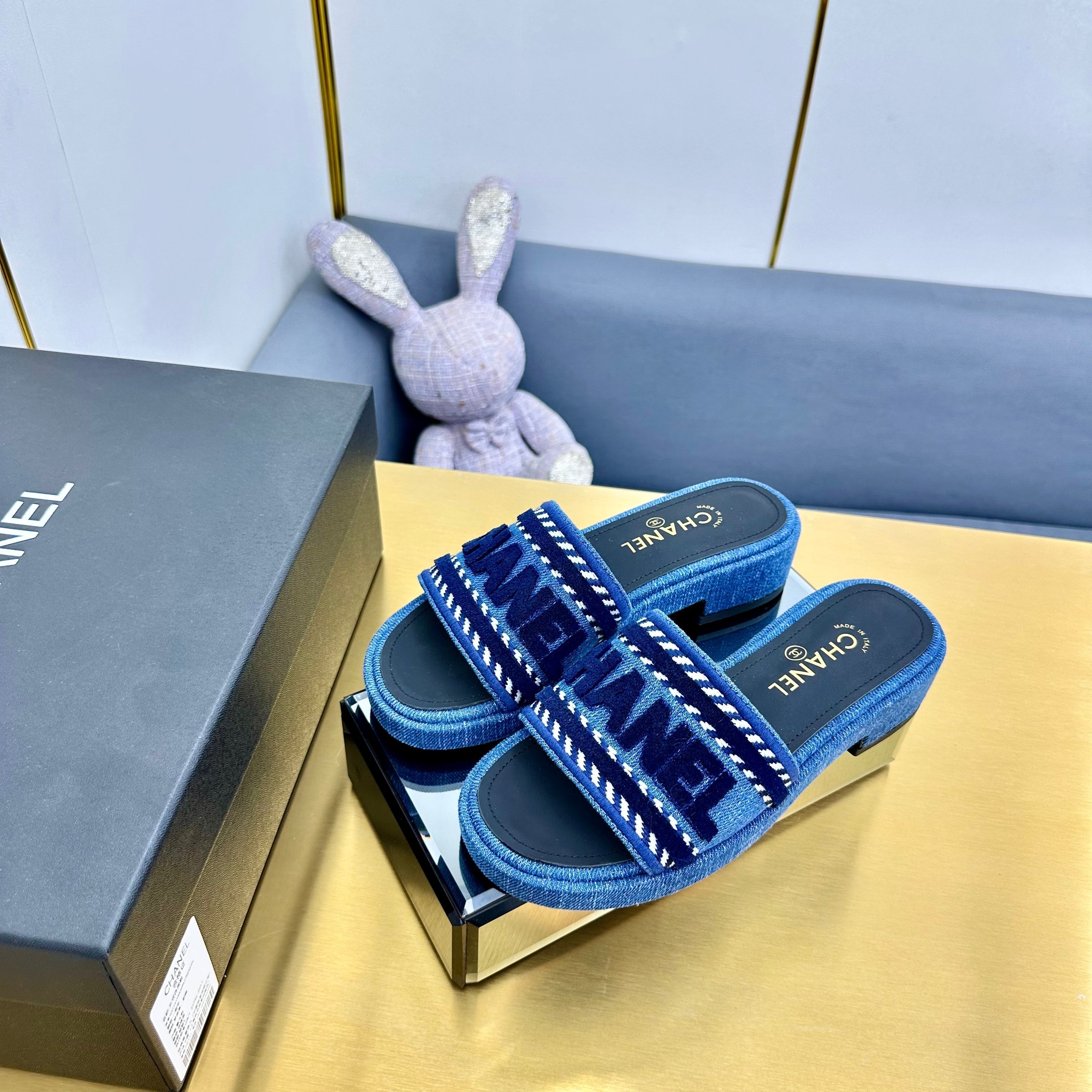 CC25 Denim Slippers Blue Sheepskin 297656