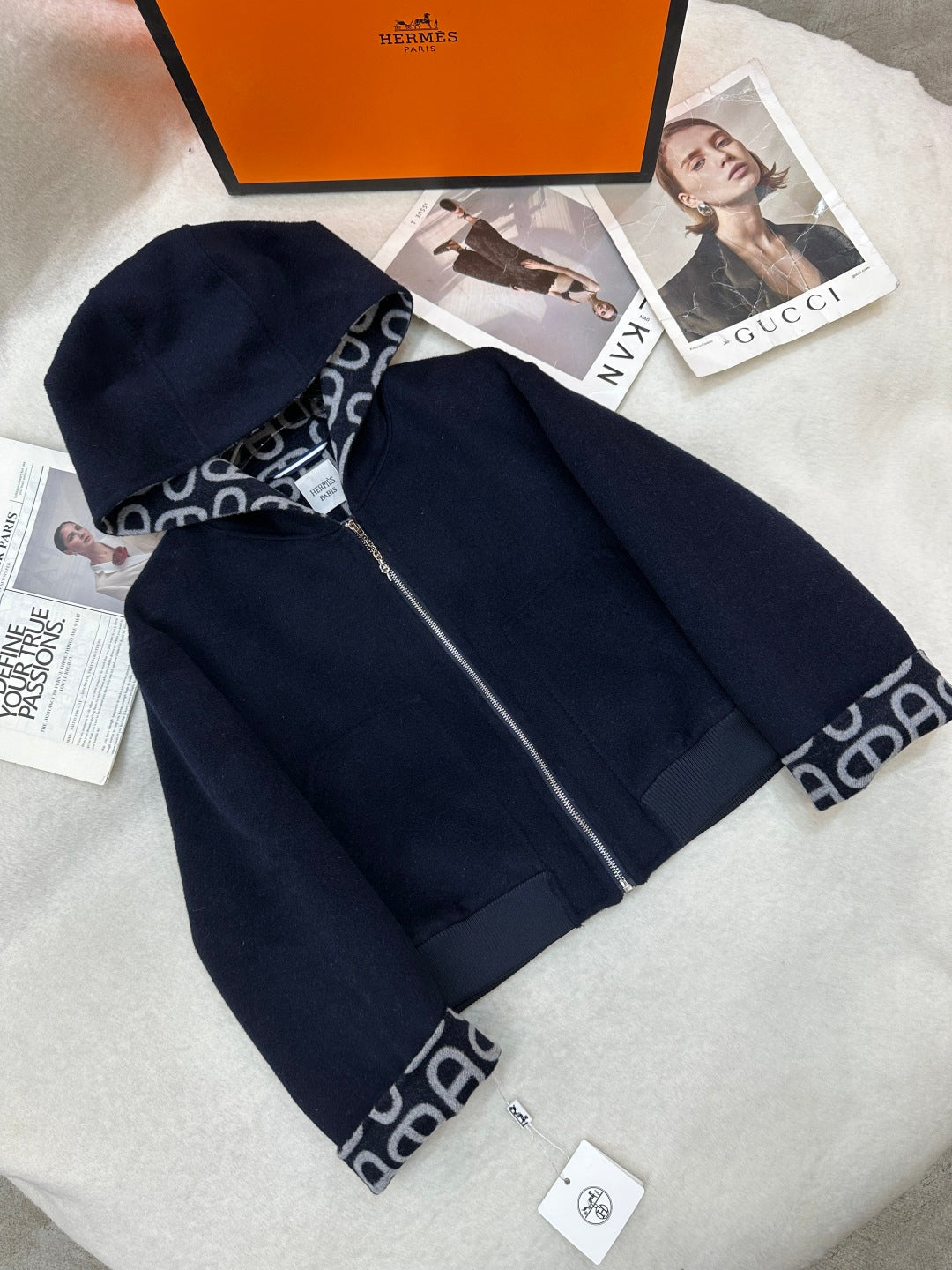 HM 25 Navy Blue Cashmere Cropped Coat 280337