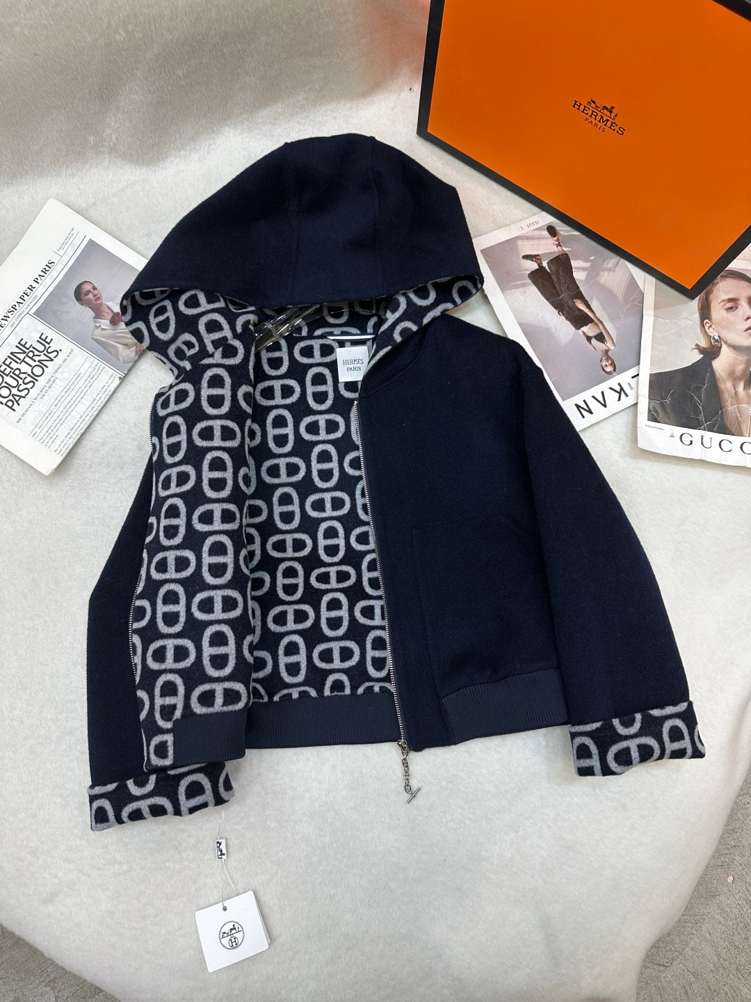 HM 25 Navy Blue Cashmere Cropped Coat 280337