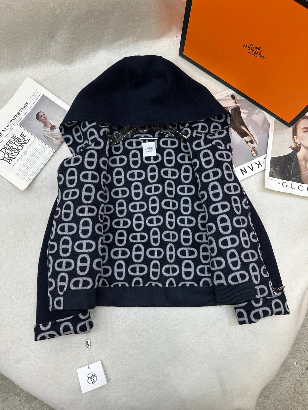 HM 25 Navy Blue Cashmere Cropped Coat 280337