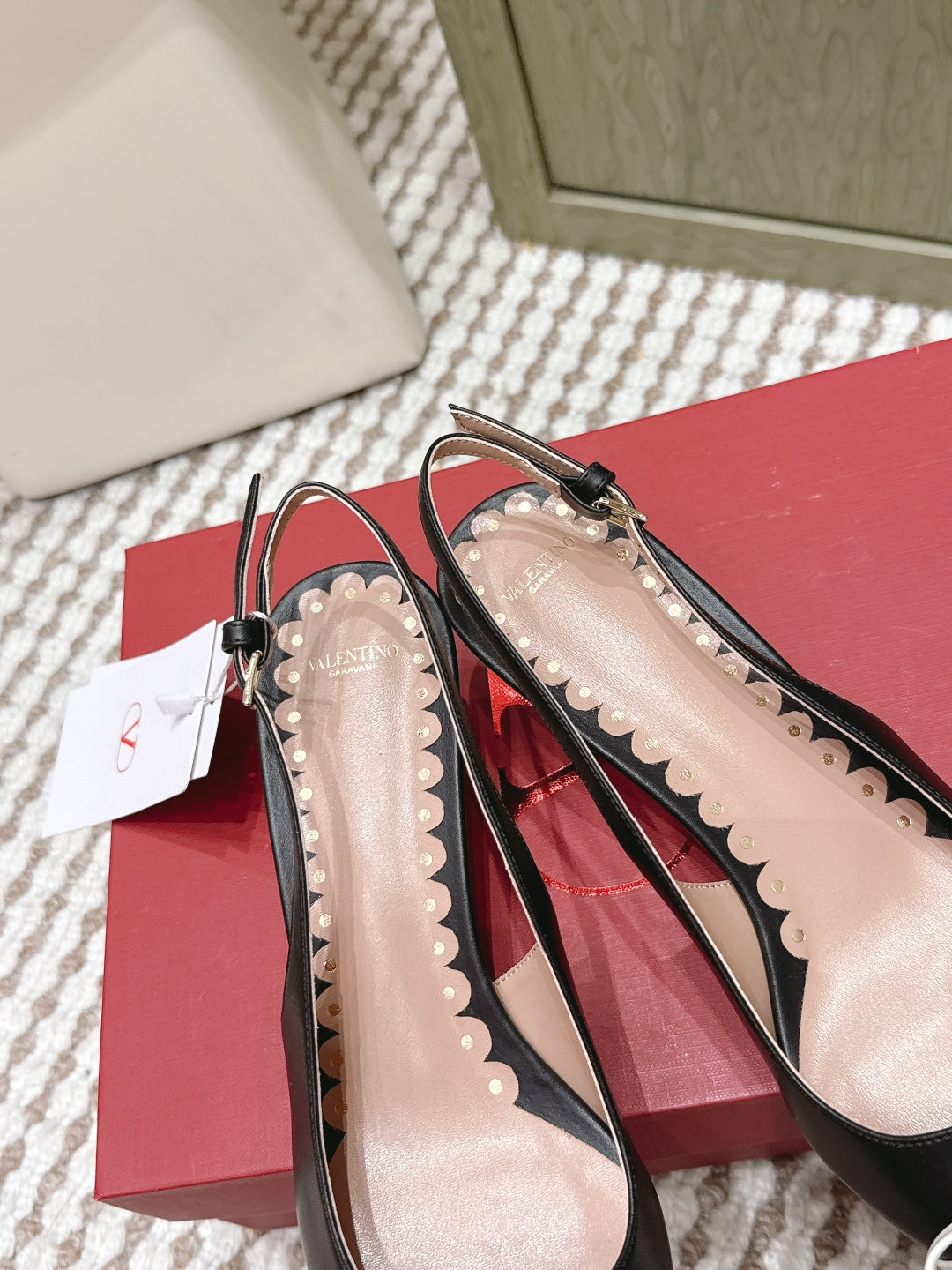 VT 26s Slingback 45 Black Patent Calfskin 612241