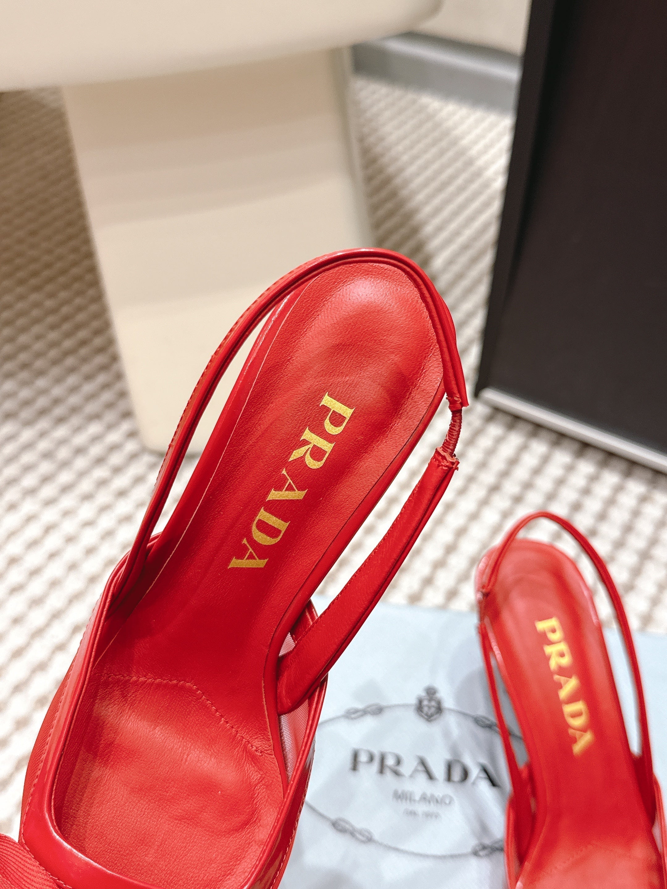 PRA 2026S Slingback 70 Scarlet Red Mesh Leather 657733