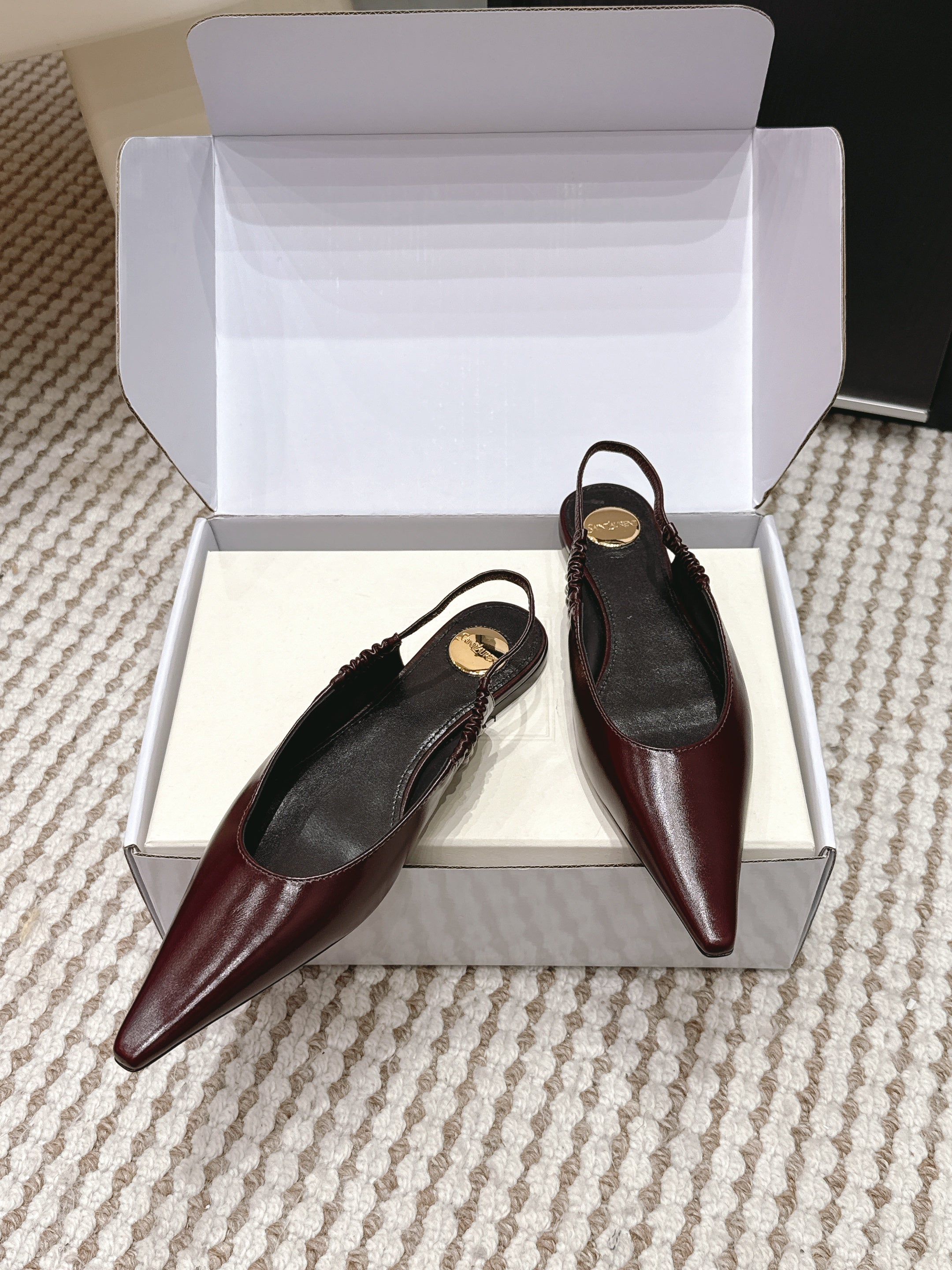 YSL 26ss Flat Slingback Burgundy Glossy Leather 654710