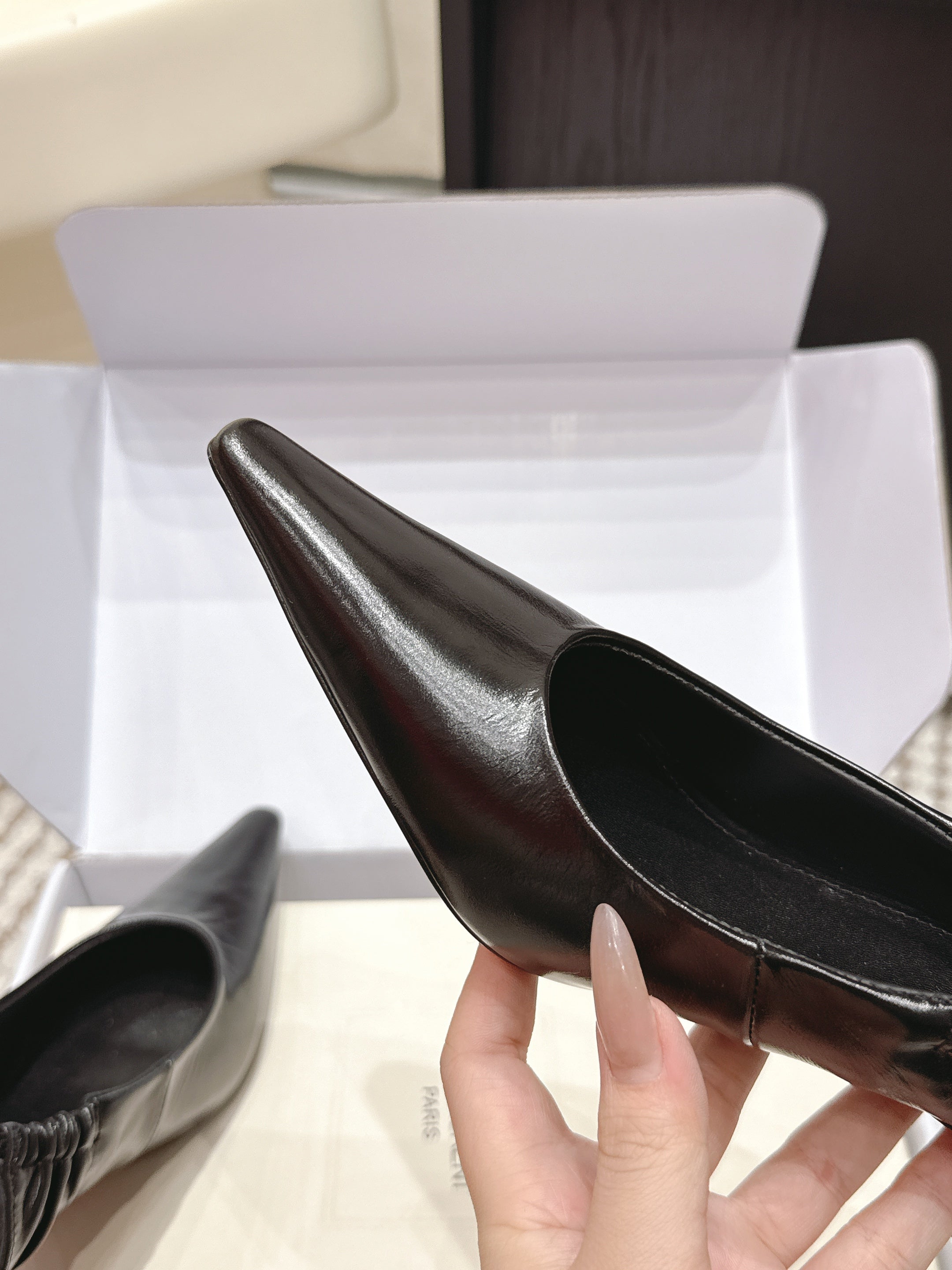 YSL 26ss Slingback 75 Black Glossy Leather 654715