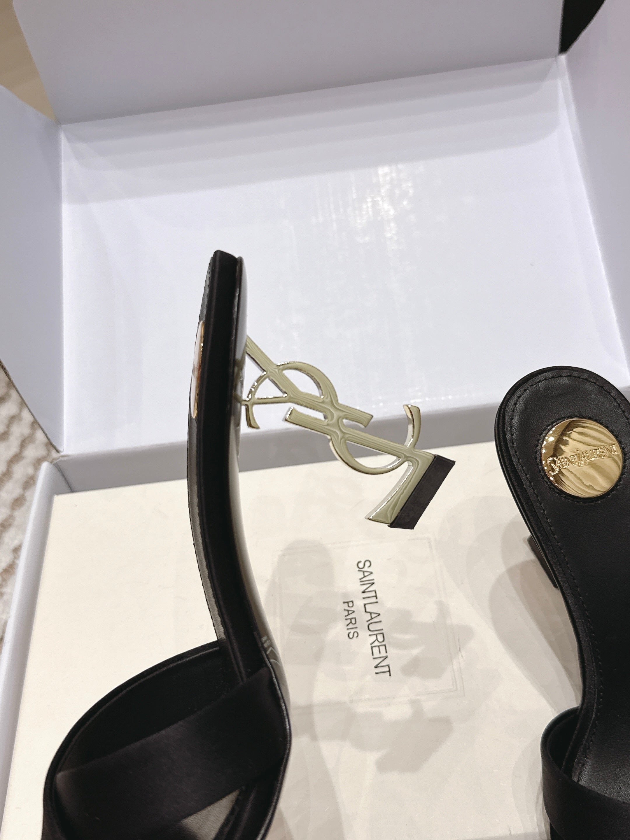 YSL 26ss High-Heeled Mules 85 Black Satin Leather 660672