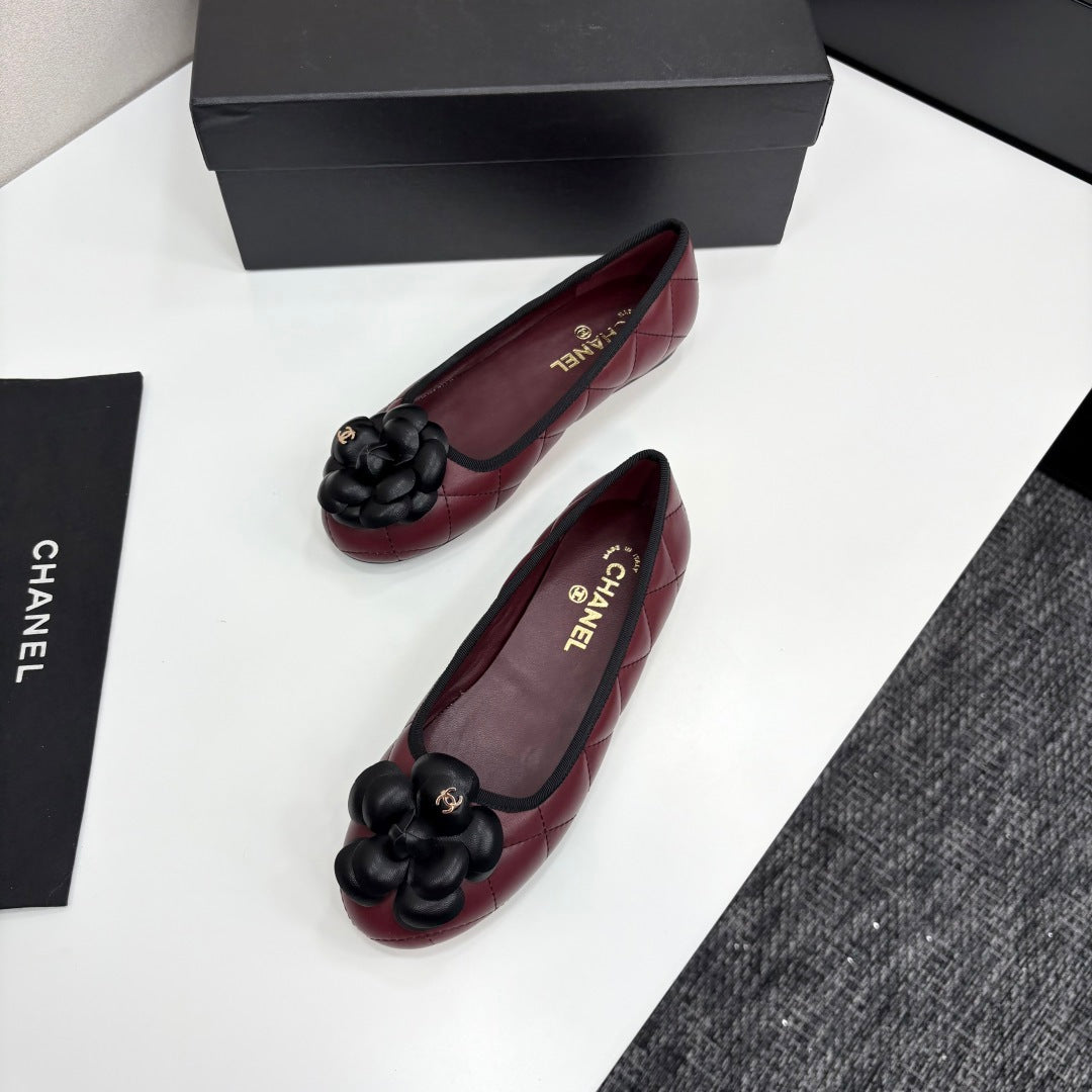 CC 25 Ballet Flat Flower Quilted Calfskin