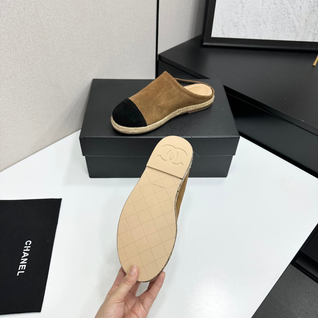 Chanel 2026 Double C Logo Mules Leather Sheepskin 822928