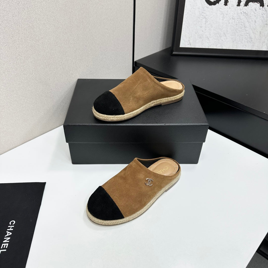 Chanel 2026 Double C Logo Mules Leather Sheepskin 822928