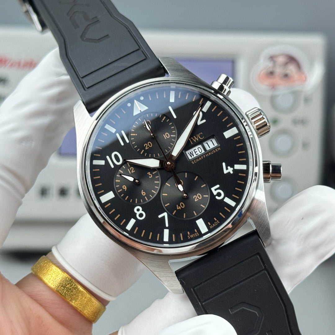 IWC Pilot's Chronograph 41mm Black Dial Black Rubber Strap