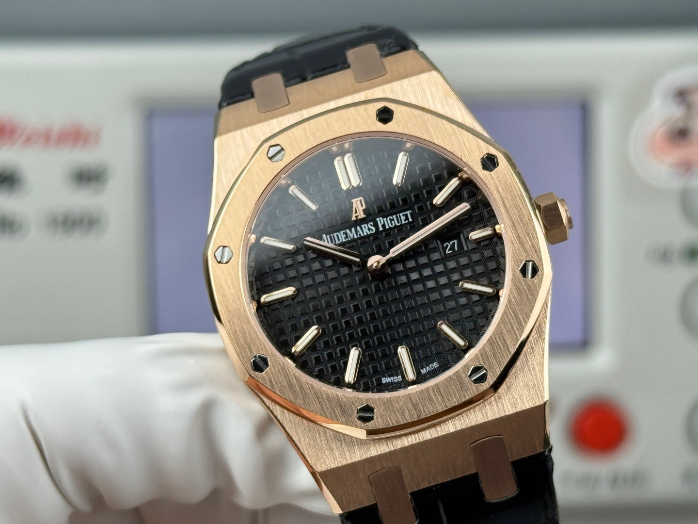 Audemars Piguet Royal Oak Lady 33mm Rose Gold Black Leather