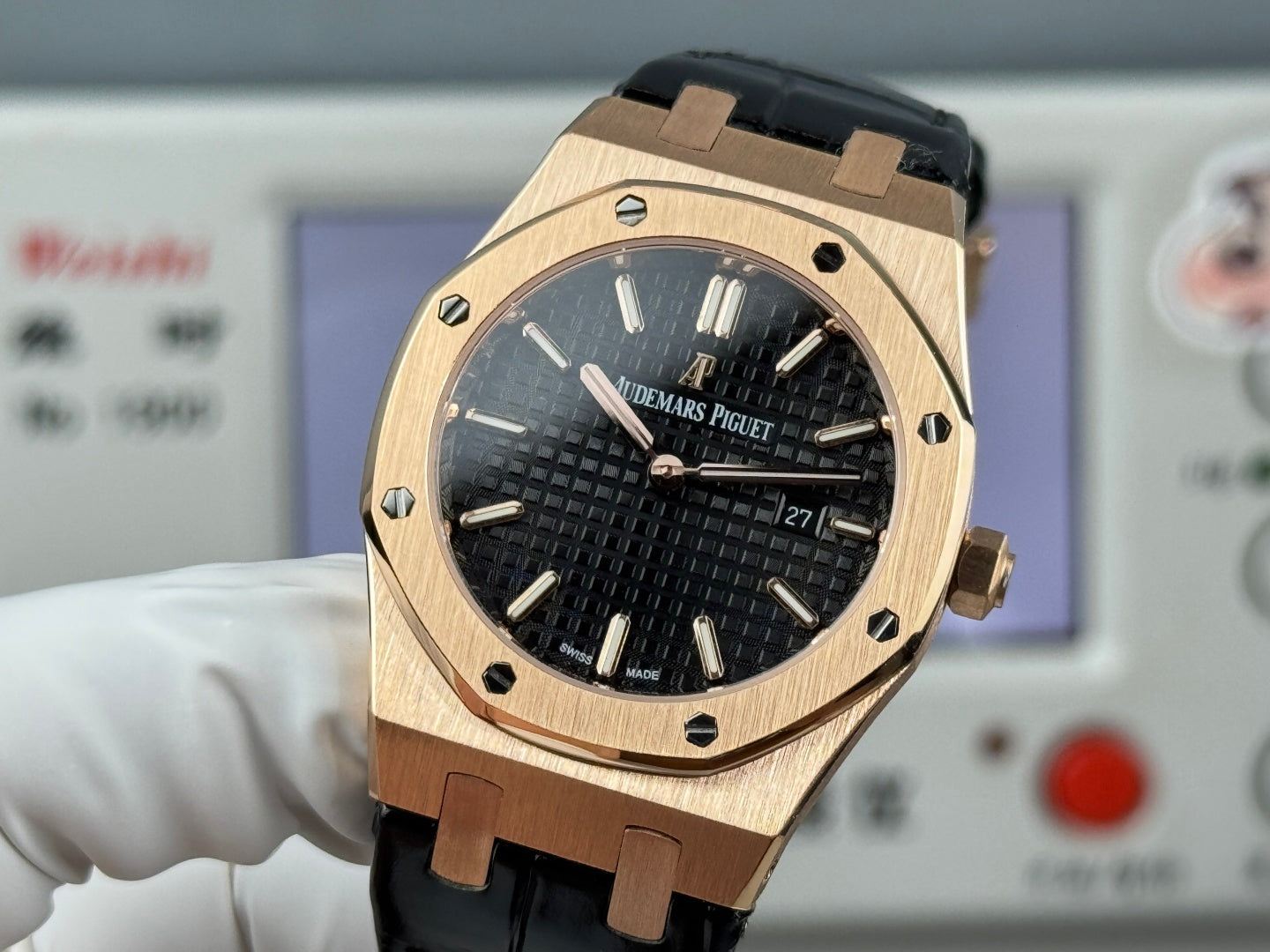 Audemars Piguet Royal Oak Lady 33mm Rose Gold Black Leather