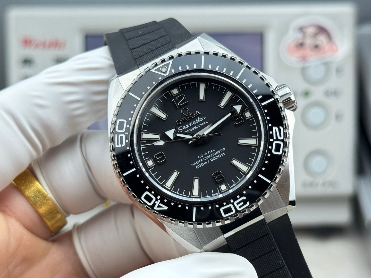Omega Seamaster Planet Ocean 600M 42mm Steel Black Dial Rubber Strap