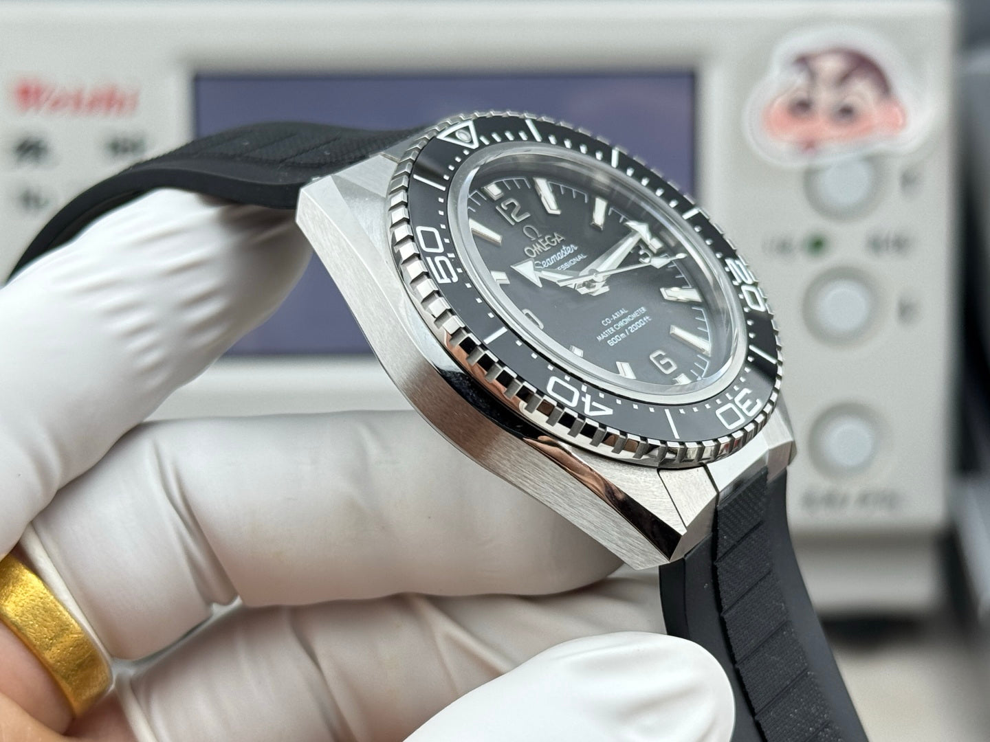 Omega Seamaster Planet Ocean 600M 42mm Steel Black Dial Rubber Strap