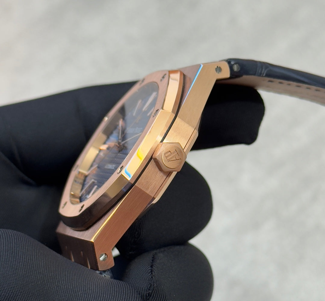 Audemars Piguet Royal Oak Selfwinding 41mm 15400OR Blue Dial Leather Strap