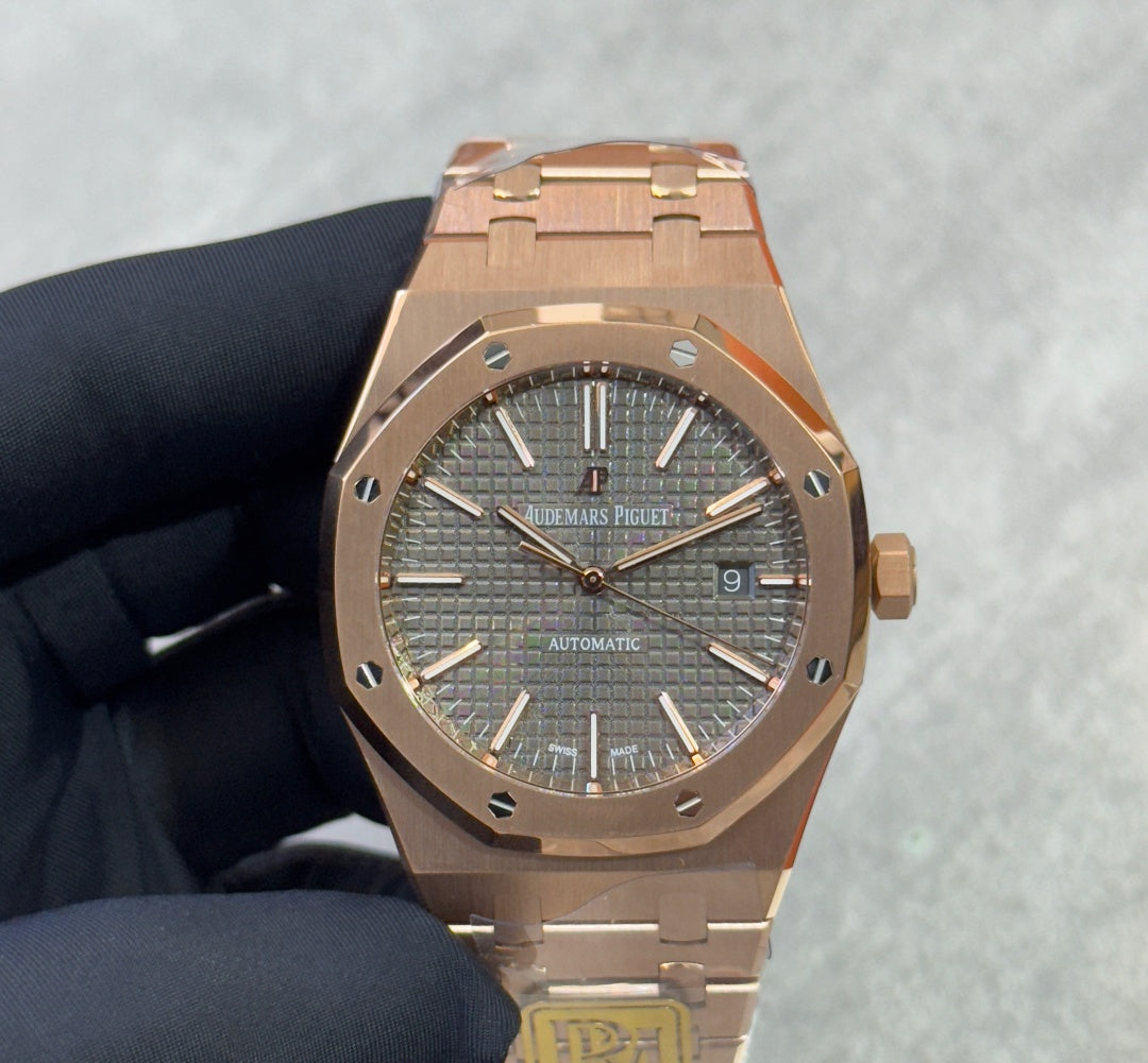 Audemars Piguet Royal Oak Selfwinding 41mm 15400OR Grey Dial