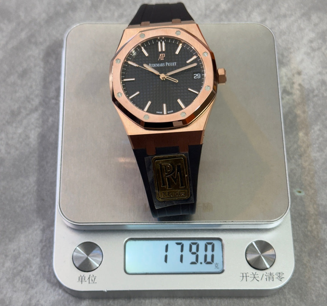 Audemars Piguet Royal Oak Selfwinding 41mm 15500OR Rubber Strap
