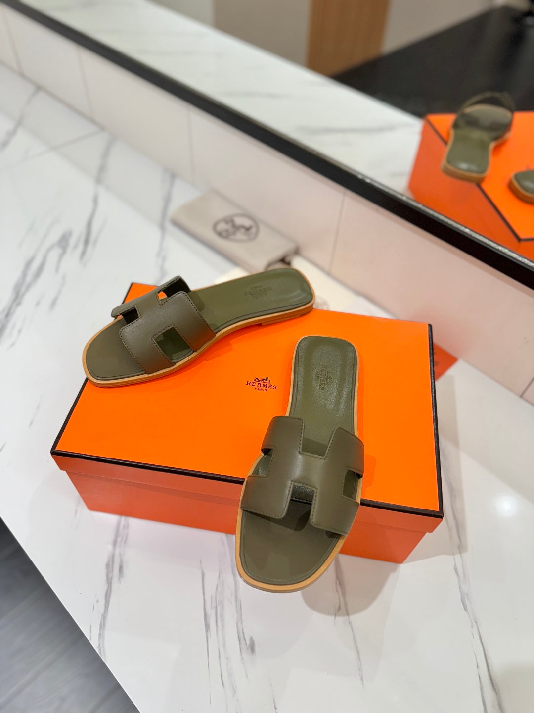 HM Oran Sandal Army Green Cowhide 294850