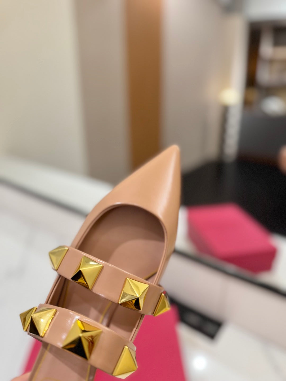 VT Rockstud Mule Nude Gold Cowhide 351949