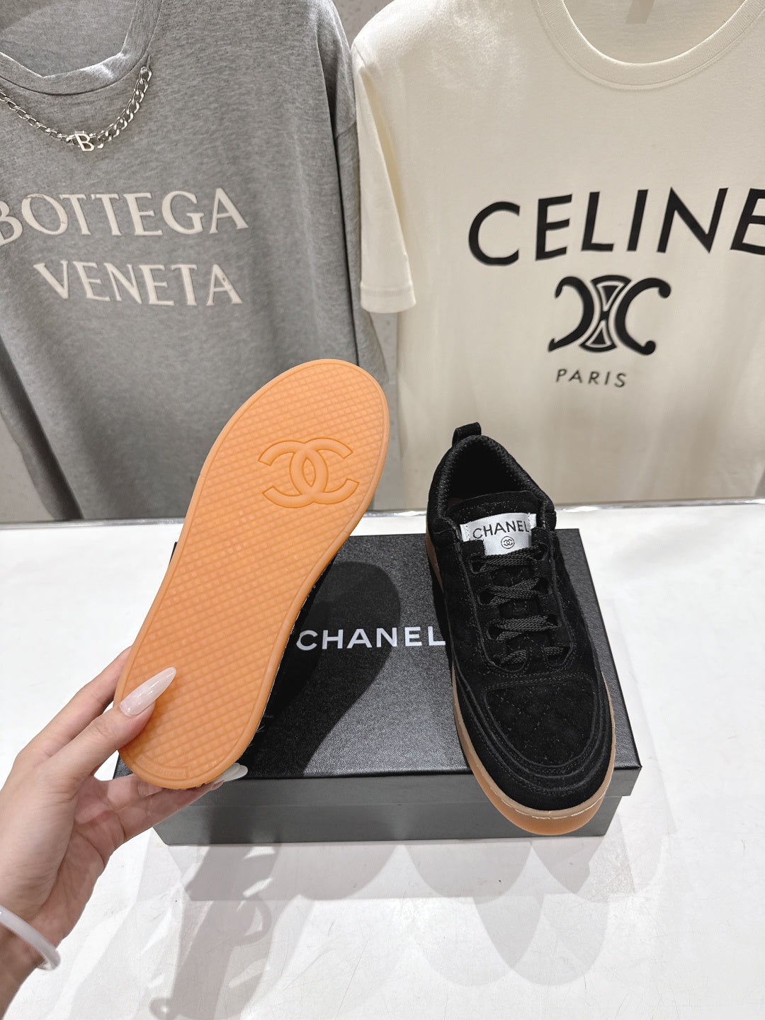 Chanel 2026 Sneaker Suede 852669